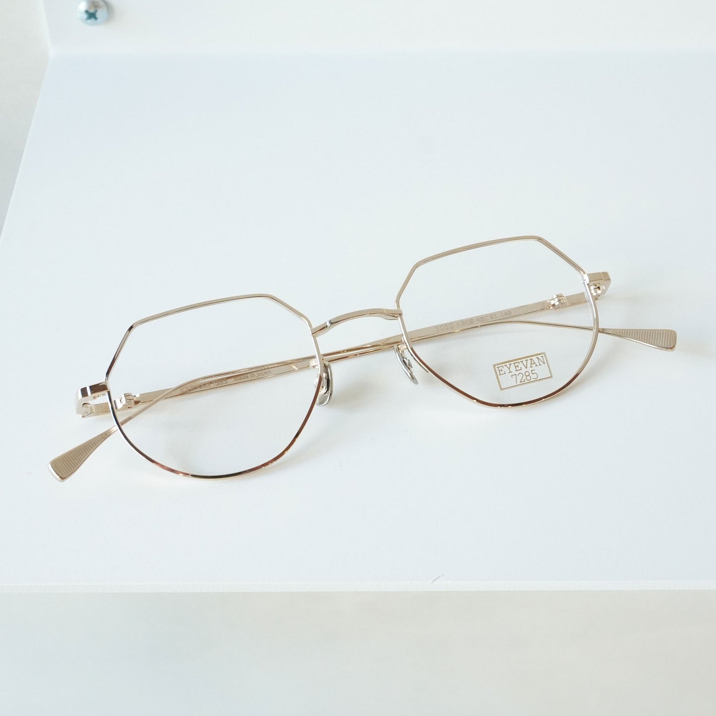1010 48 (902 - WHITE GOLD)