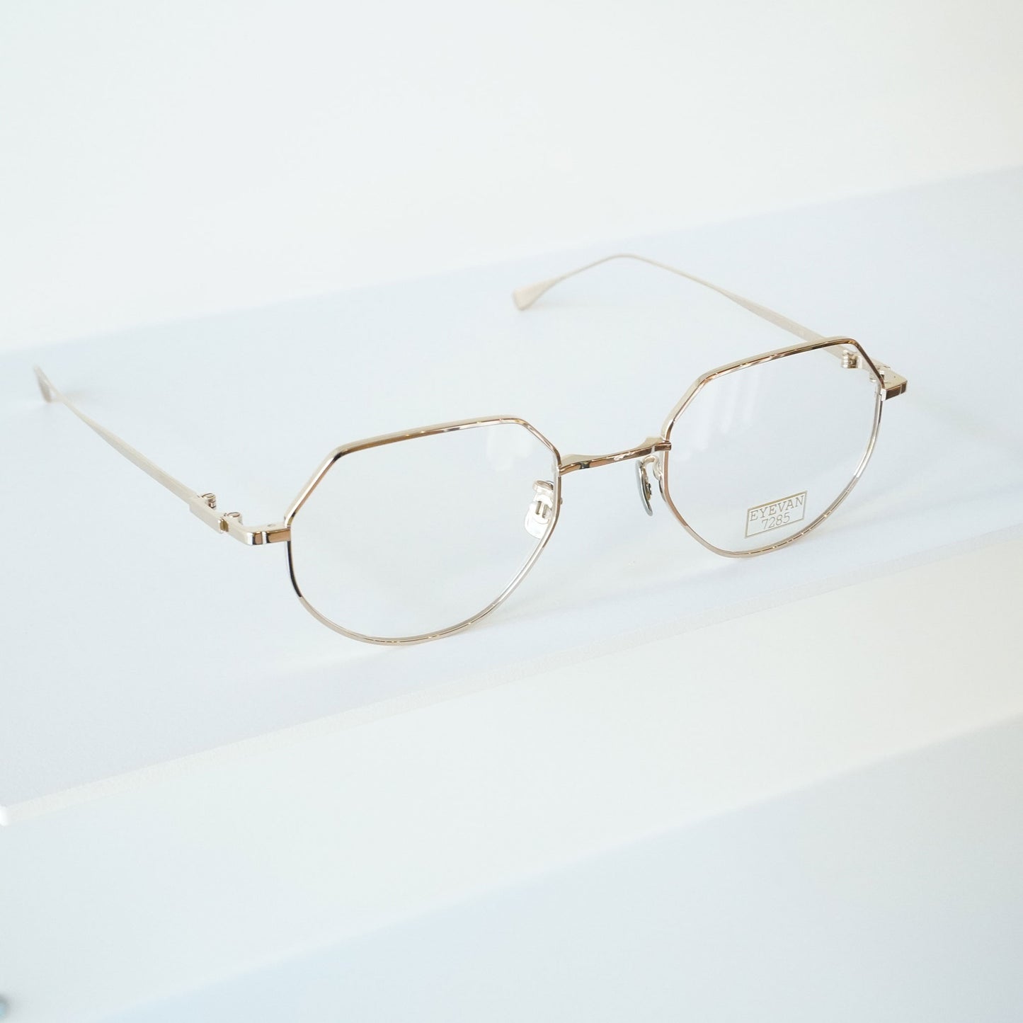 1010 48 (902 - WHITE GOLD)