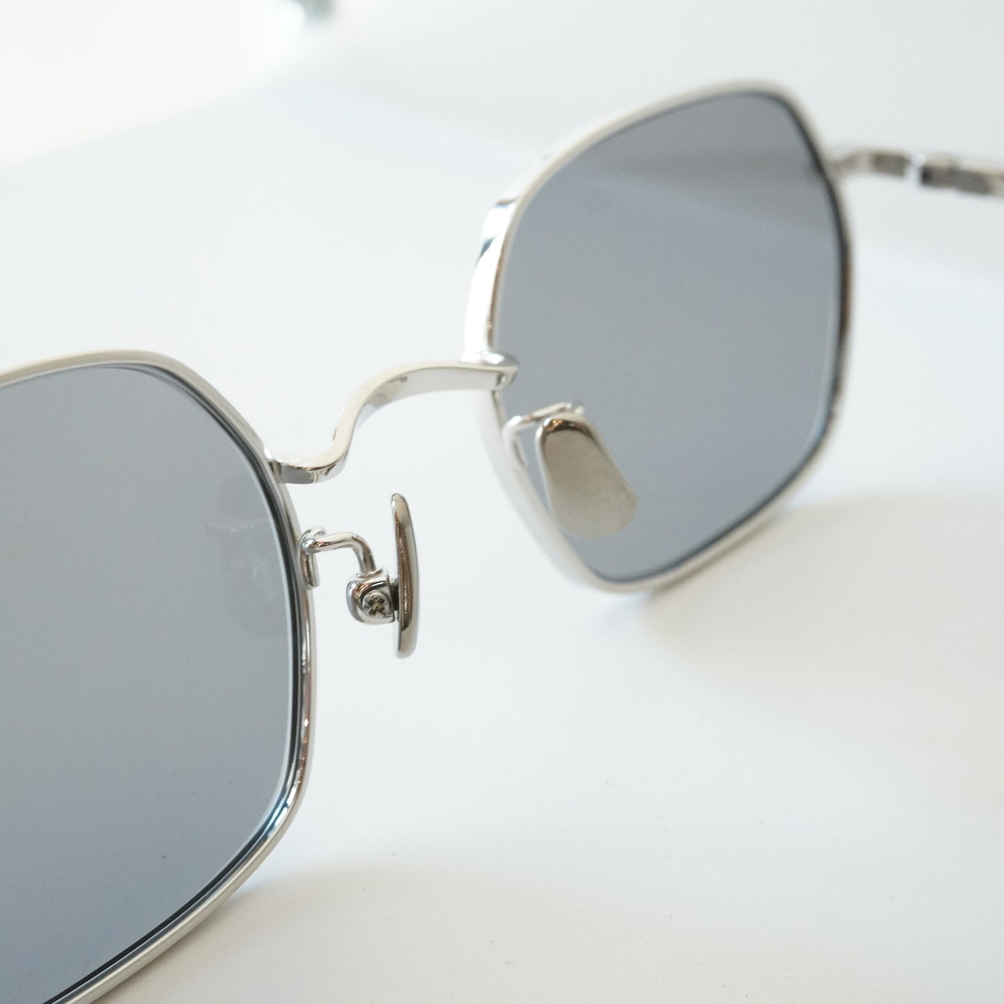 B0037 (SILVER)