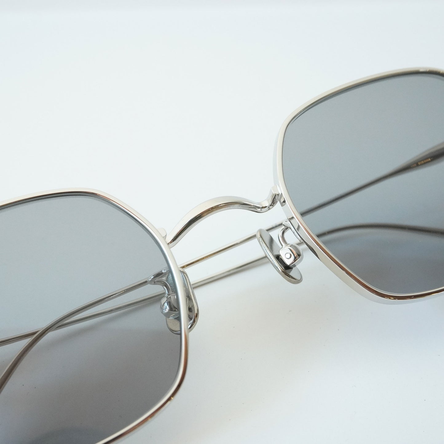 B0037 (SILVER)