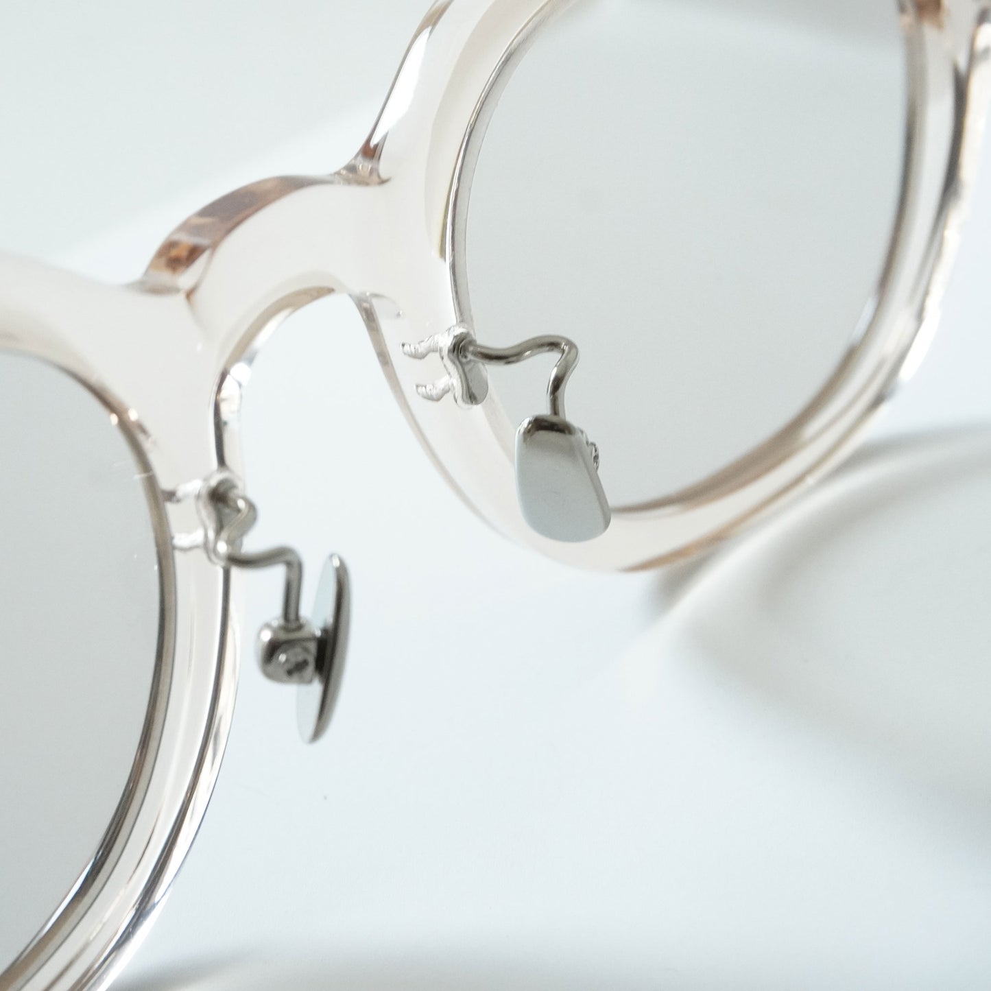 B0043 (CHAMPAGNE)