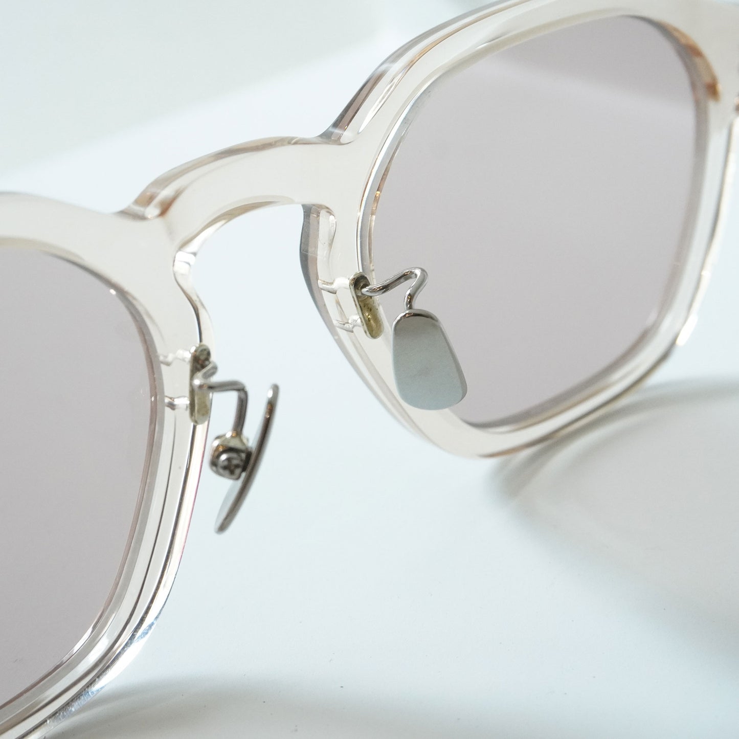BM010 (CHAMPAGNE)