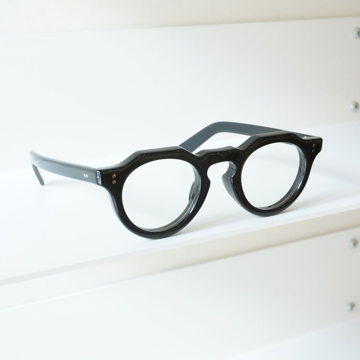 DECADENCE (C1 - RECORD BLACK)