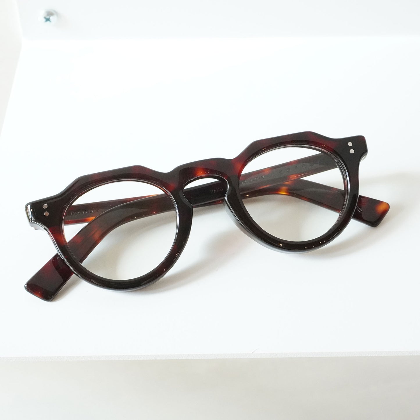 DECADENCE (C2 - TORTOISE)