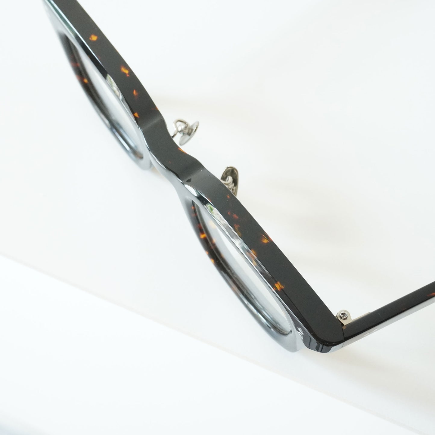 GODARD (C7 - DARK DEMI)