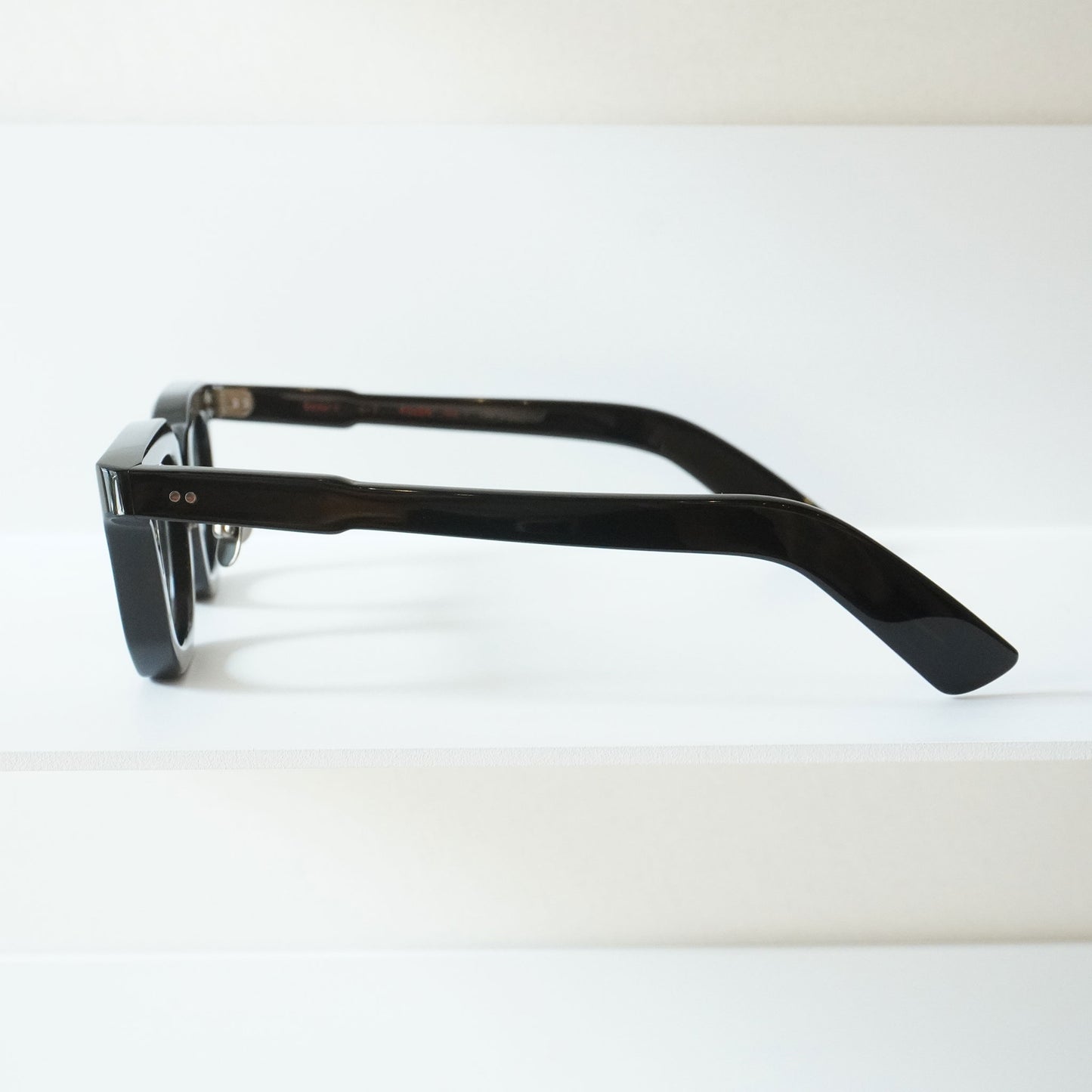 GODARD (C1 - RECORD BLACK)