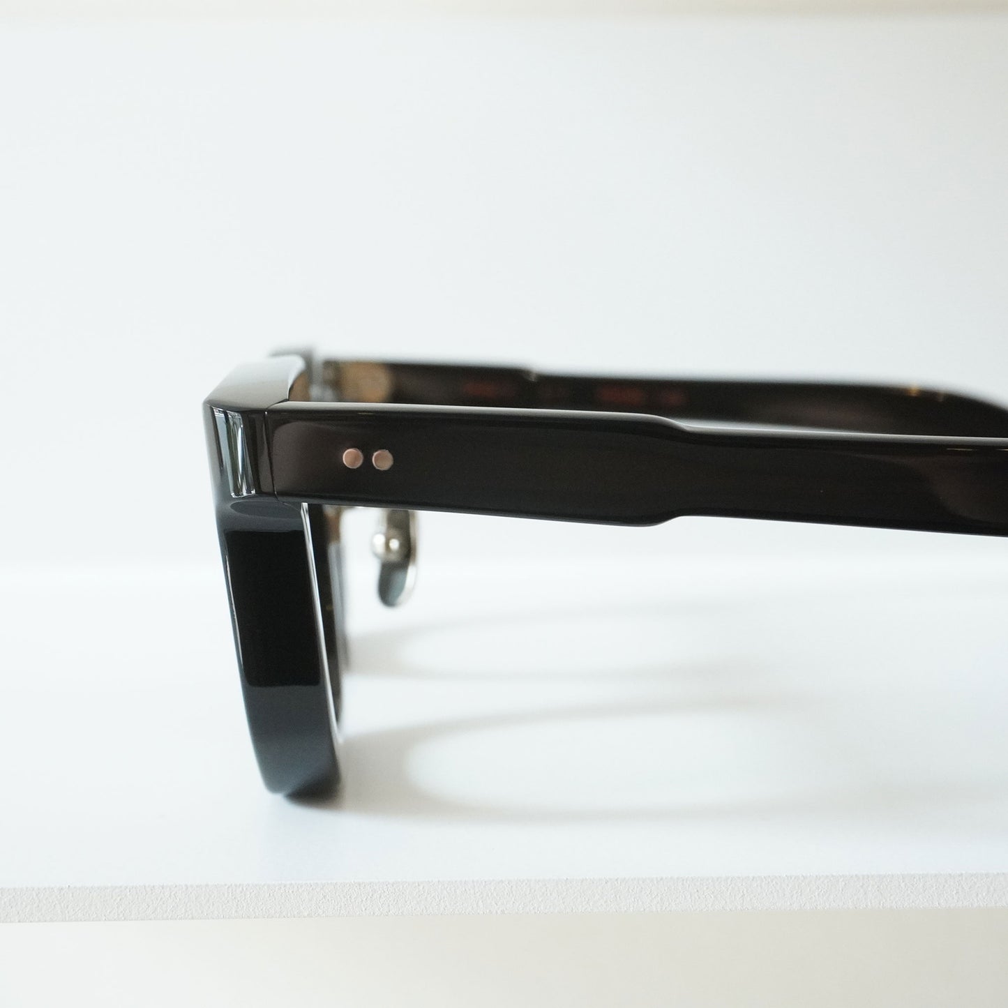 GODARD (C1 - RECORD BLACK)