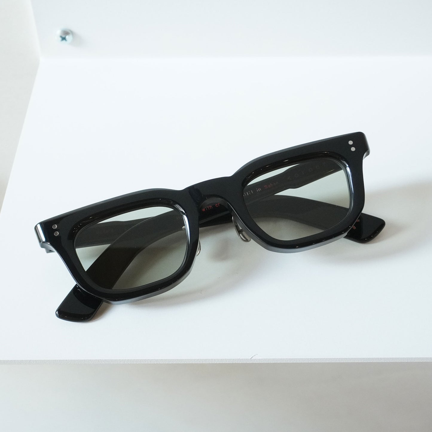 GODARD (C1 - RECORD BLACK)