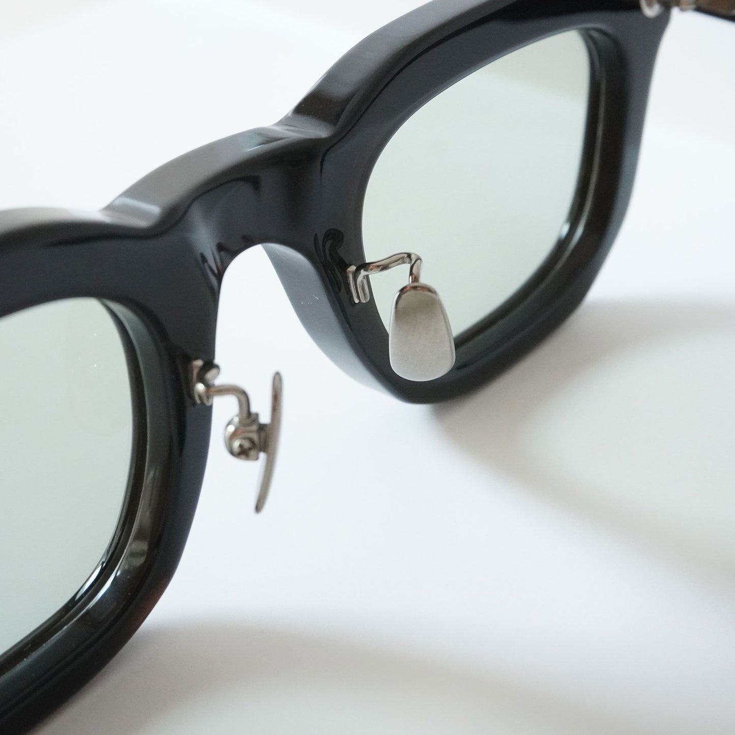 GODARD (C1 - RECORD BLACK)