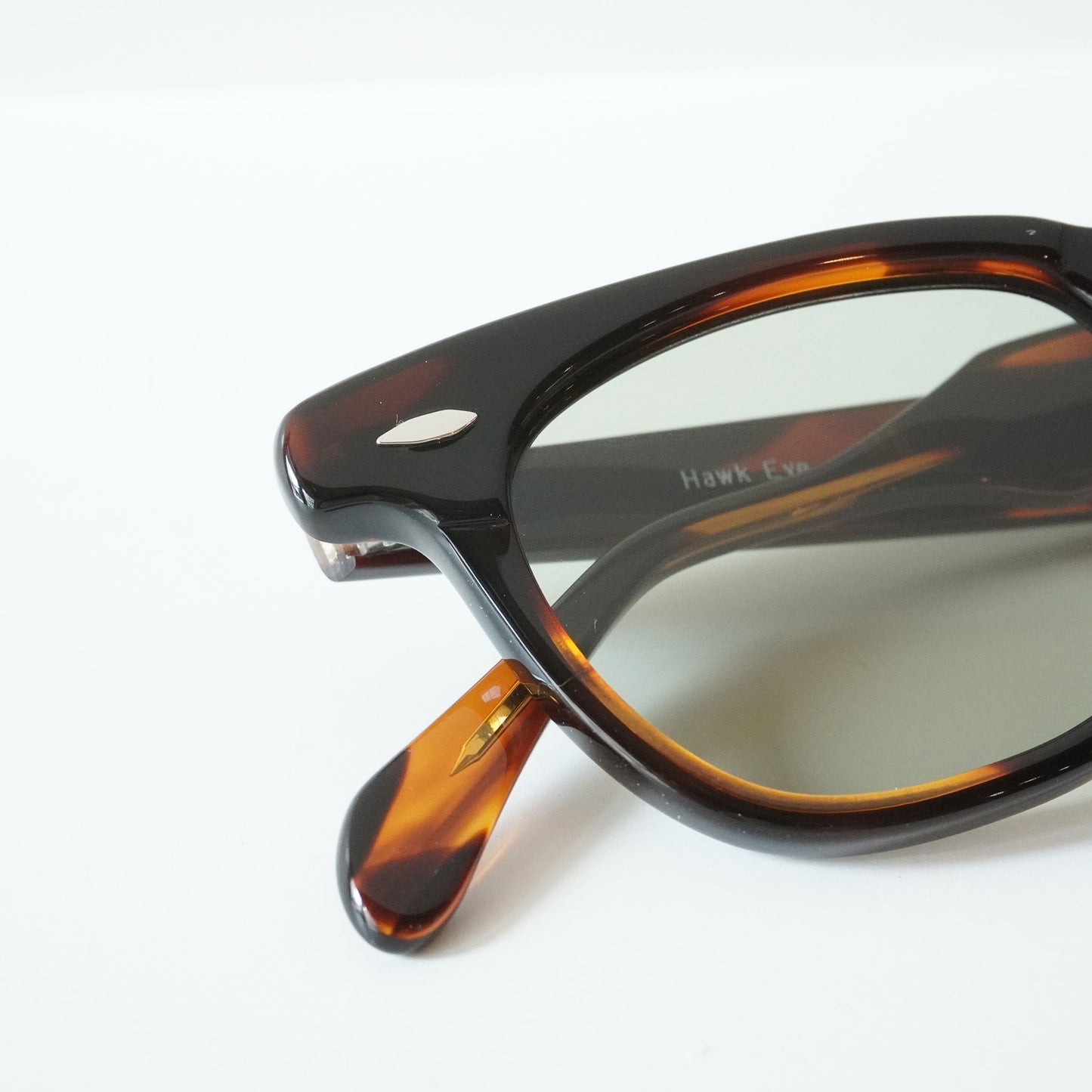HAWKK EYE (C8 - AMBER)