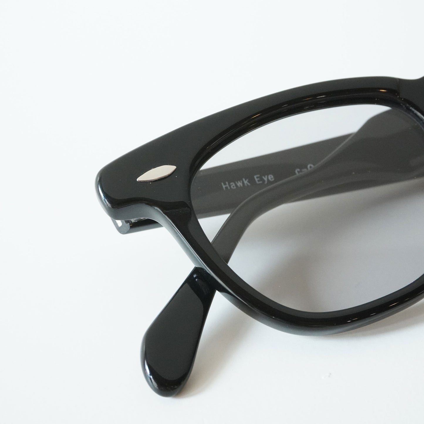 HAWKK EYE (C0 - BLACK)