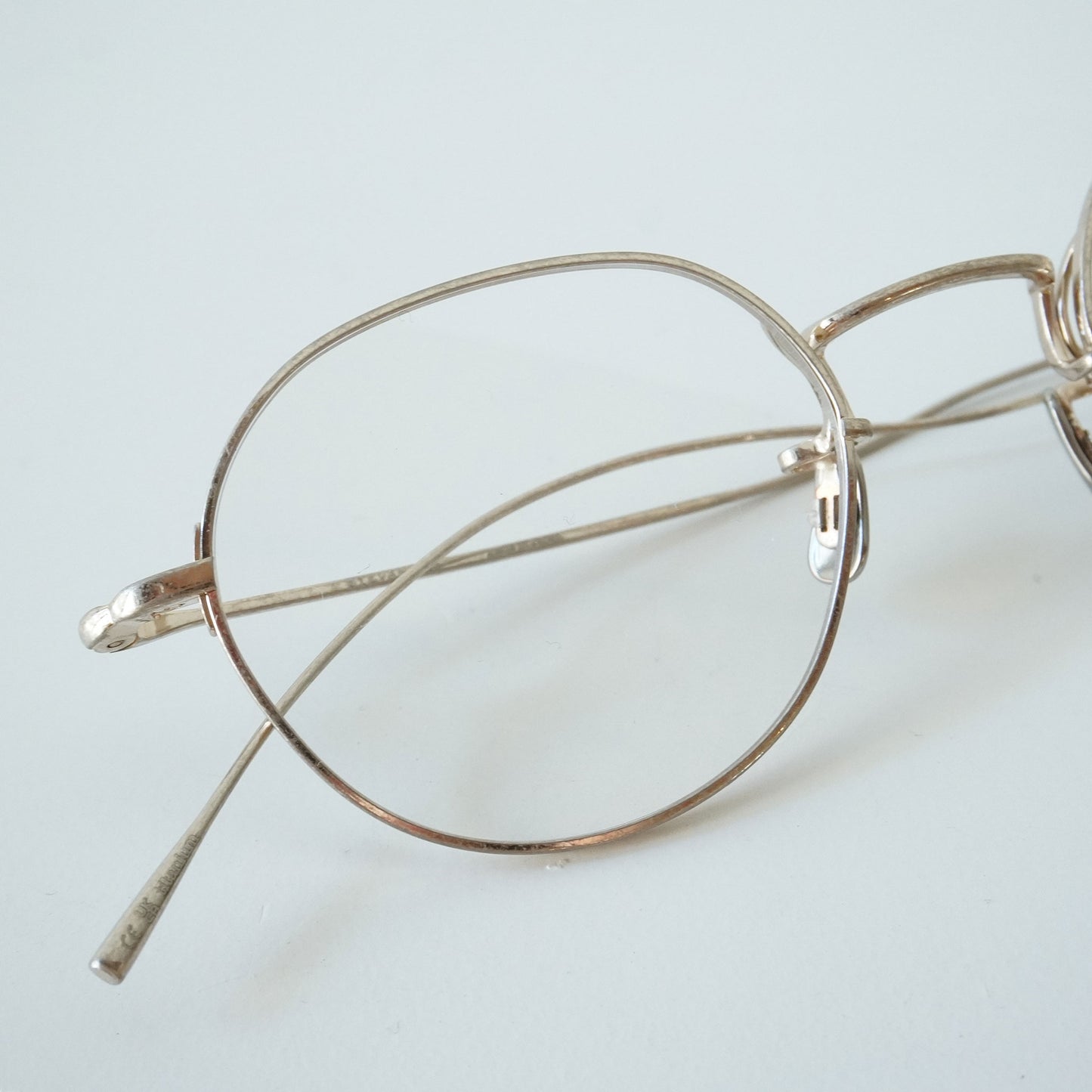1011 (819 - VINTAGE SILVER)