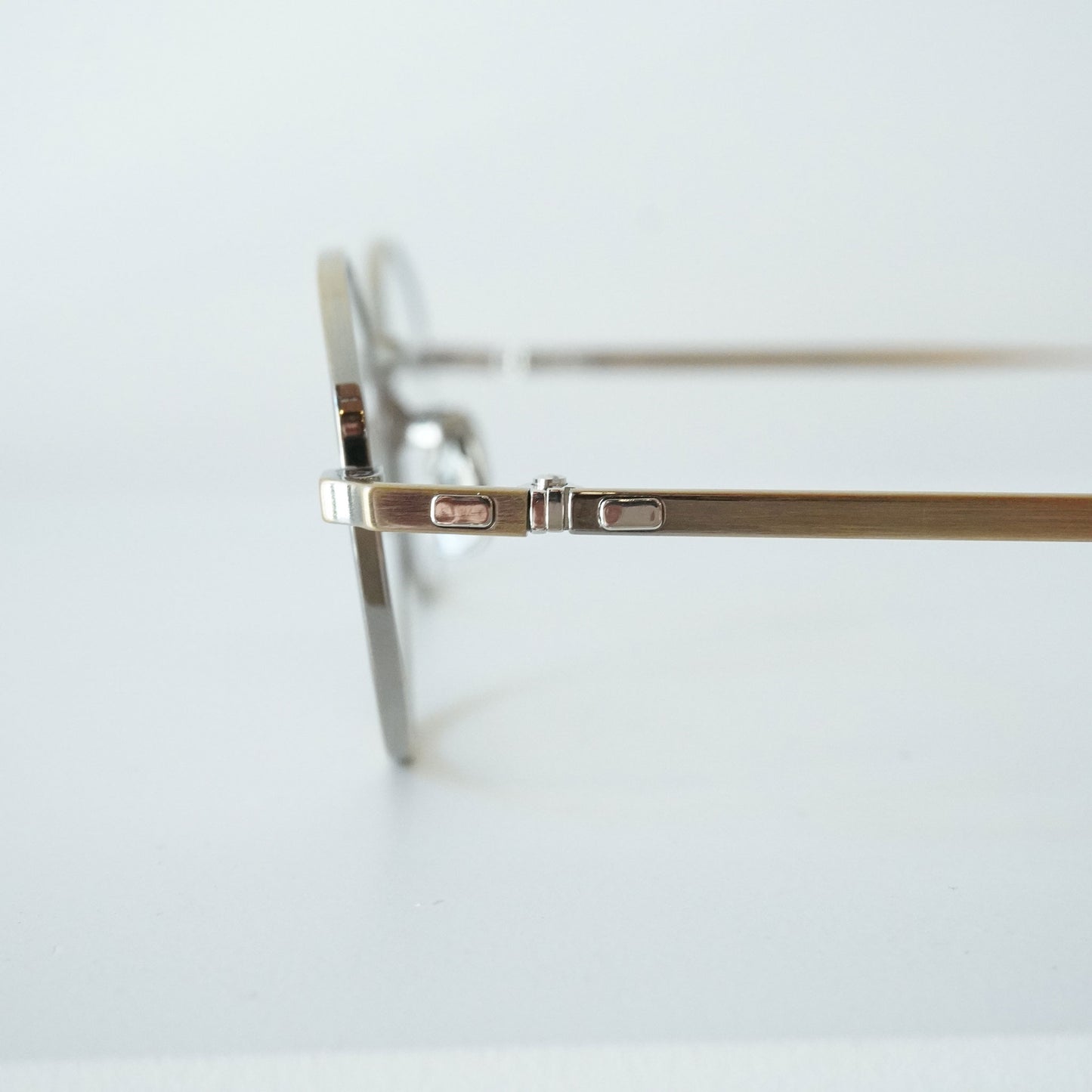 1017 48 (901 - ANTIQUE GOLD)