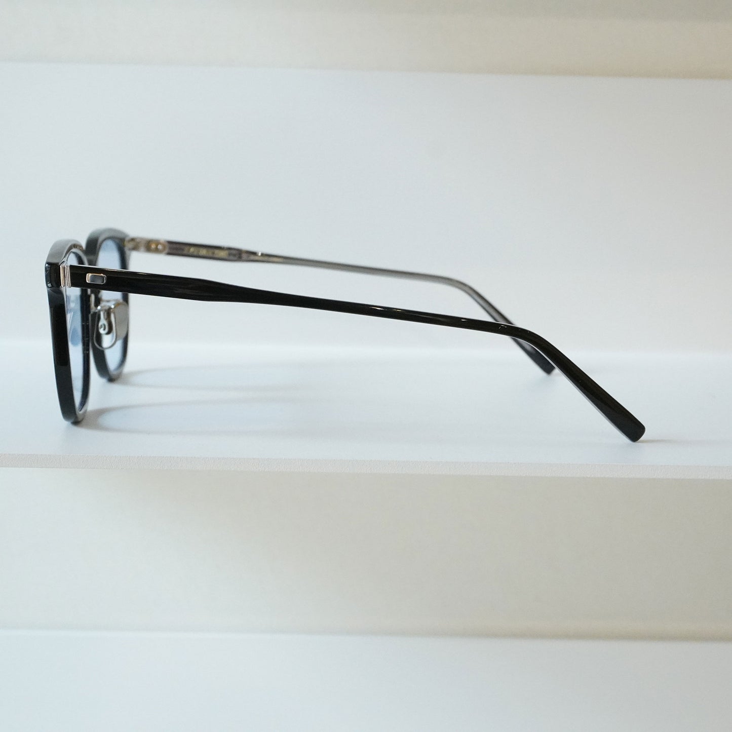 319 (100 - BLACK)