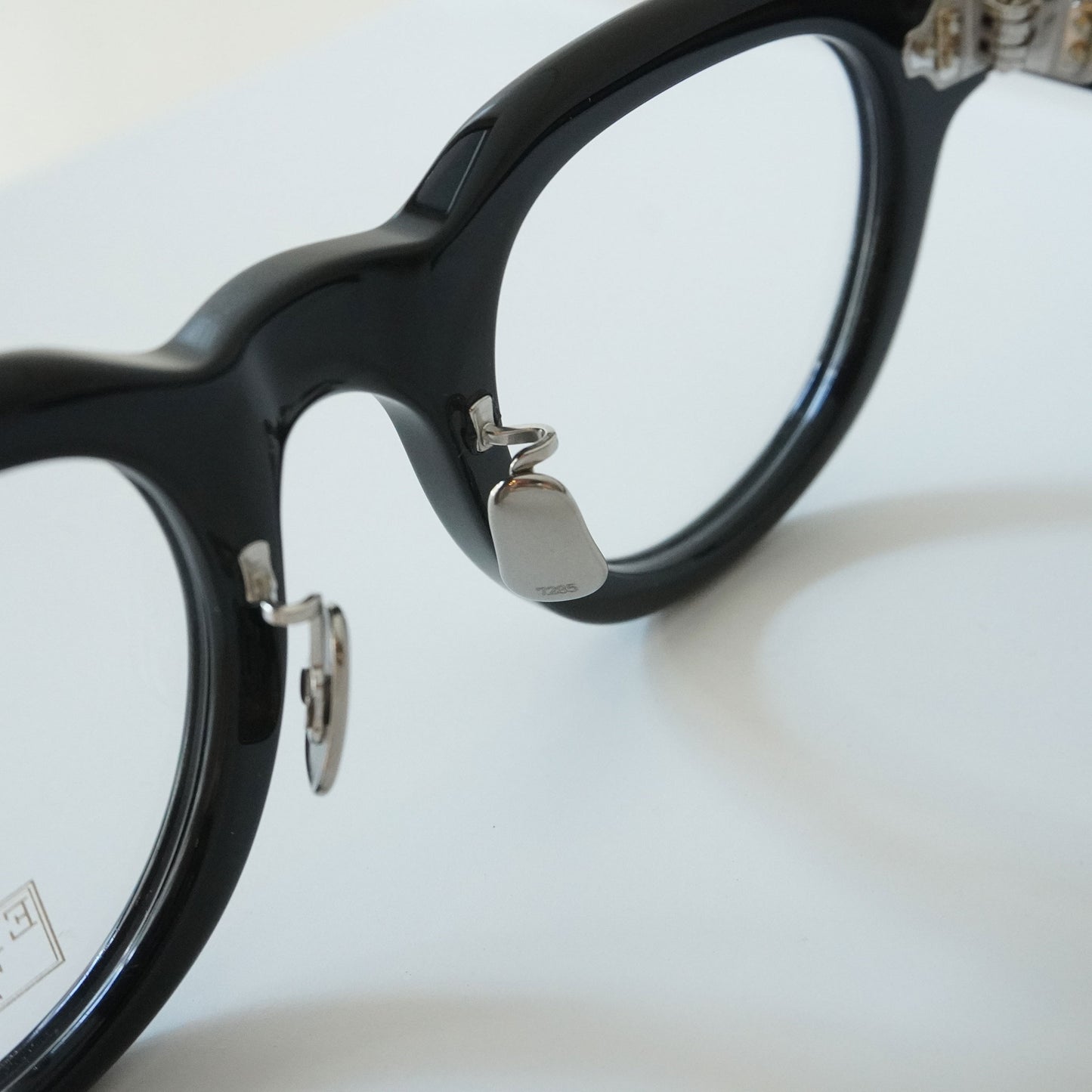 340 46 (100 - BLACK)