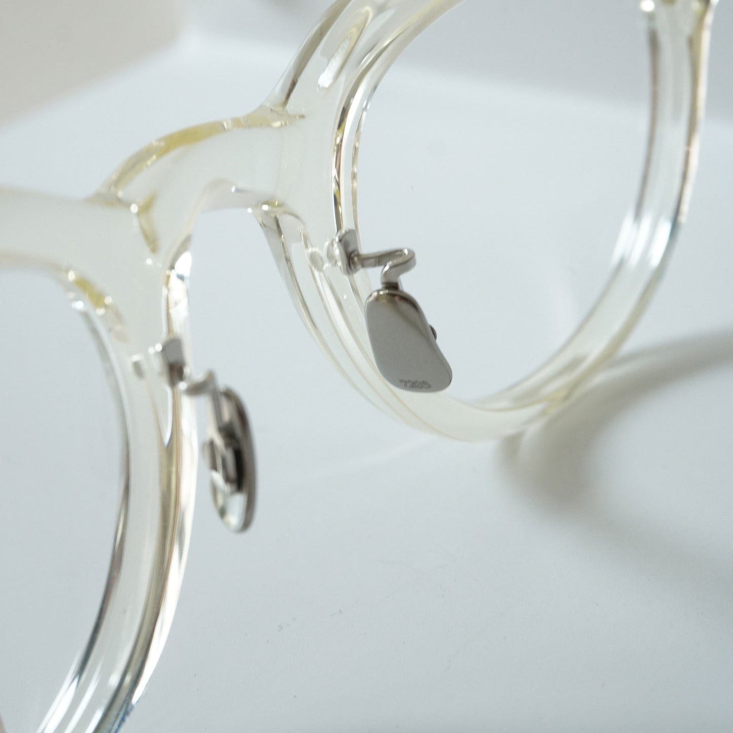 340MR 48 (307 - BEIGE CLEAR)