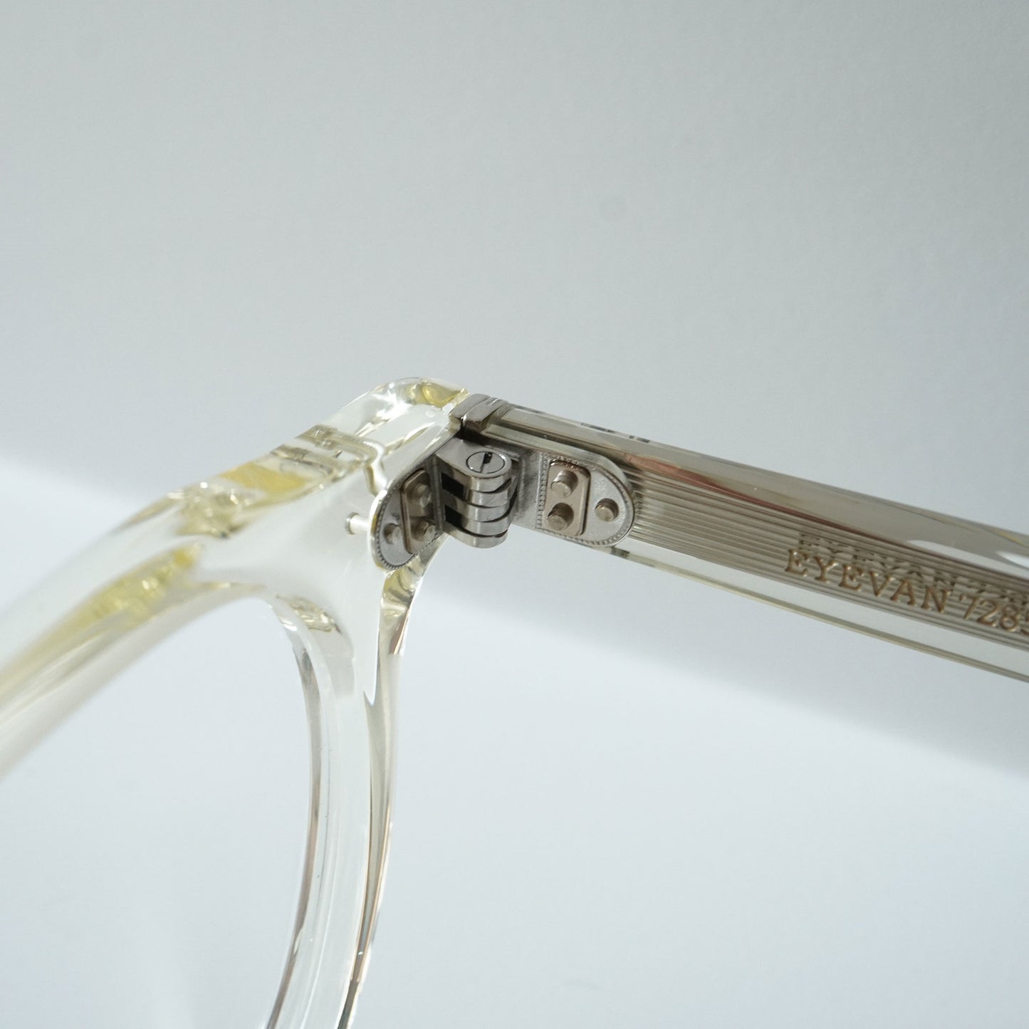 340MR 48 (307 - BEIGE CLEAR)