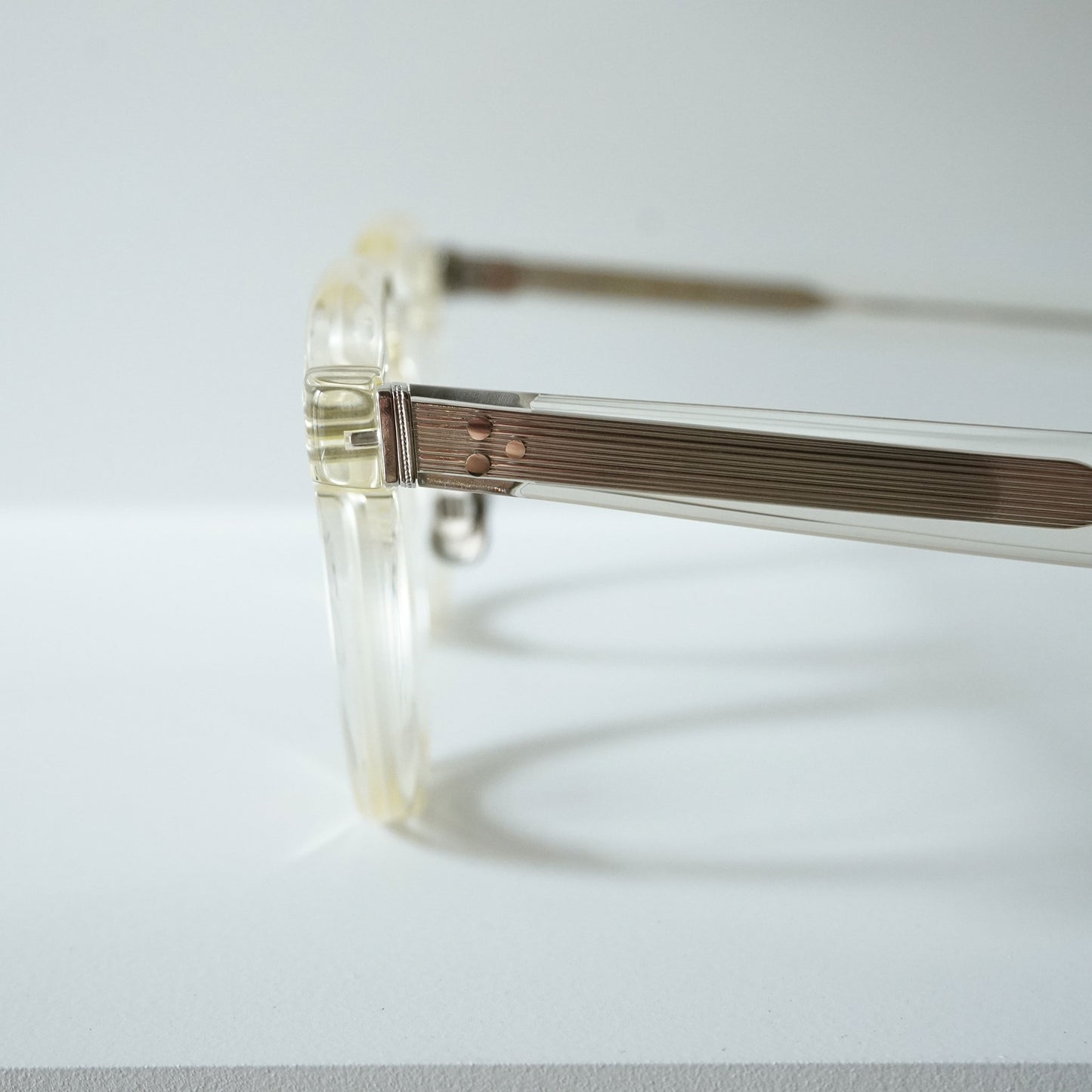 340MR 48 (307 - BEIGE CLEAR)