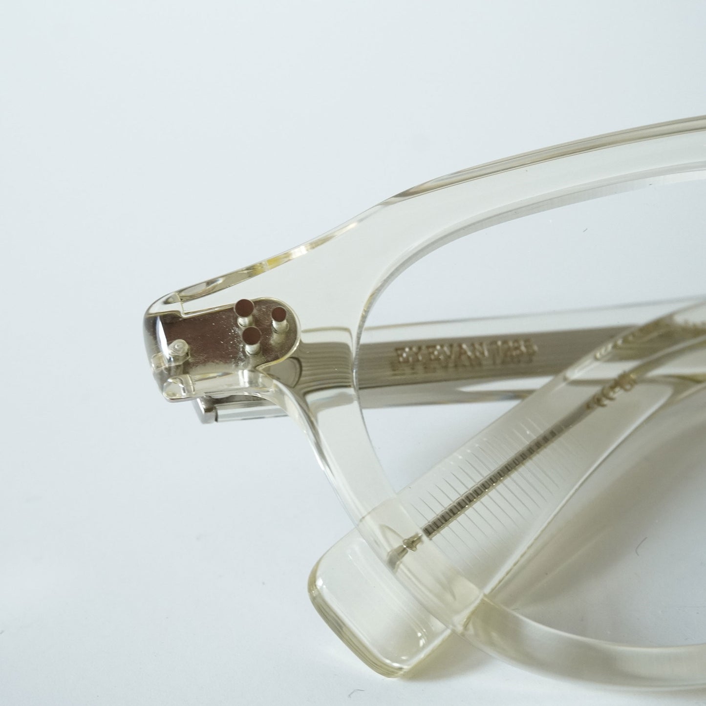 340MR 48 (307 - BEIGE CLEAR)