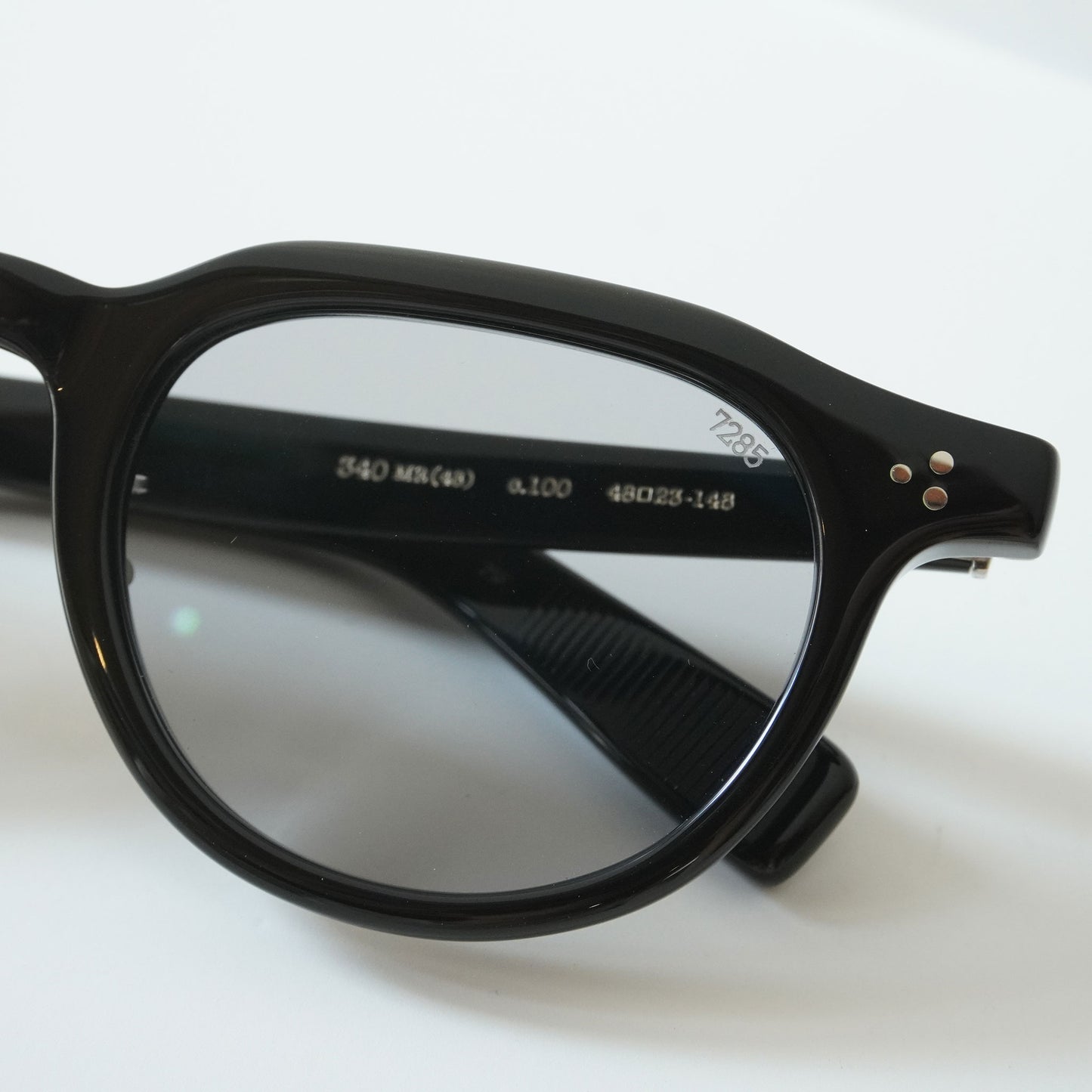 340MR 48 (100 - BLACK)