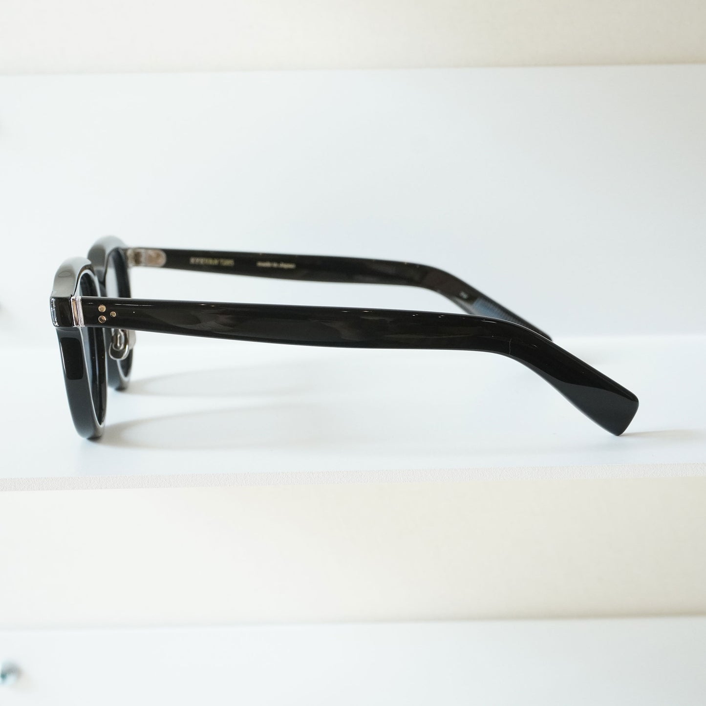 340MR 48 (100 - BLACK)