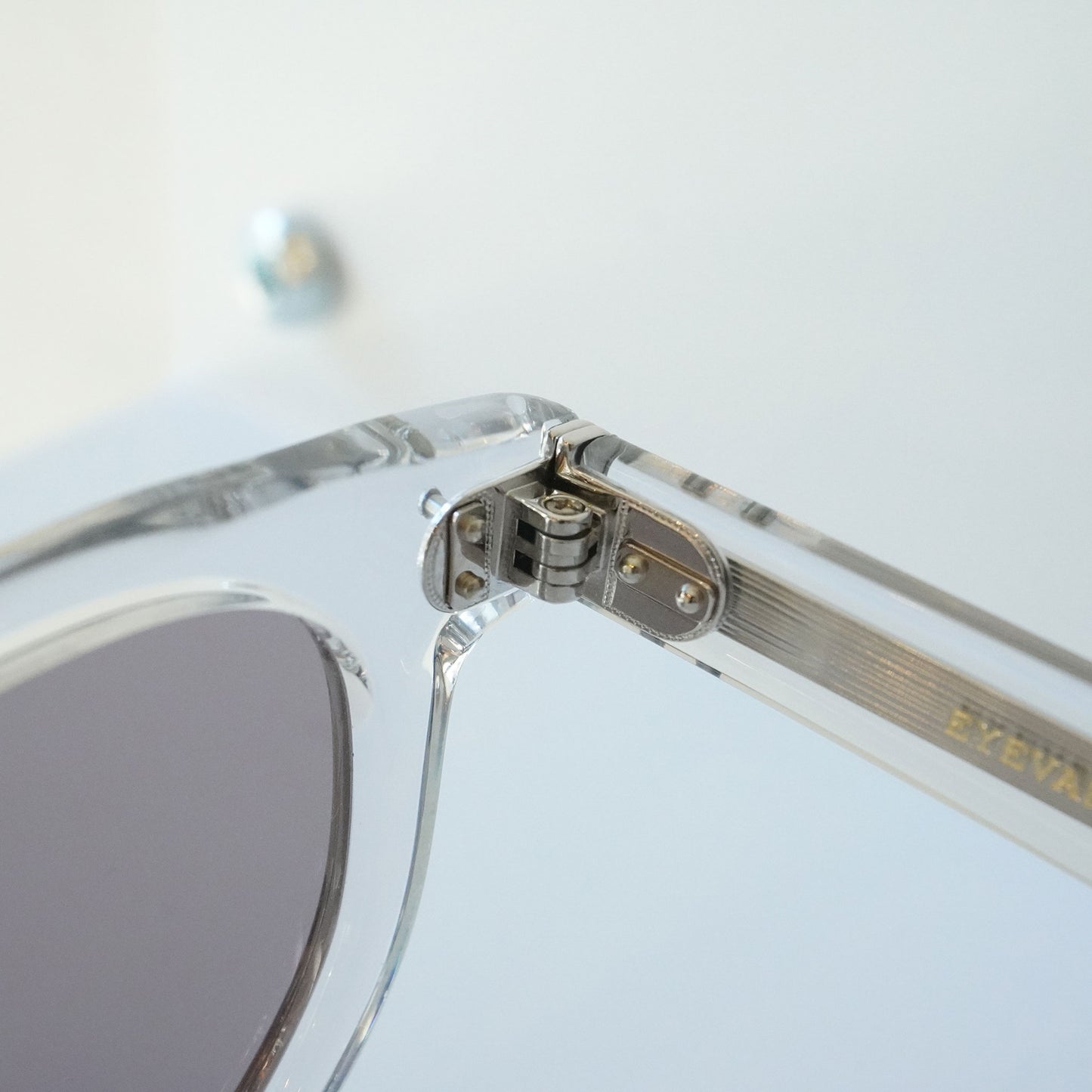 367 48 SUN (211 / BLUE CRYSTAL)