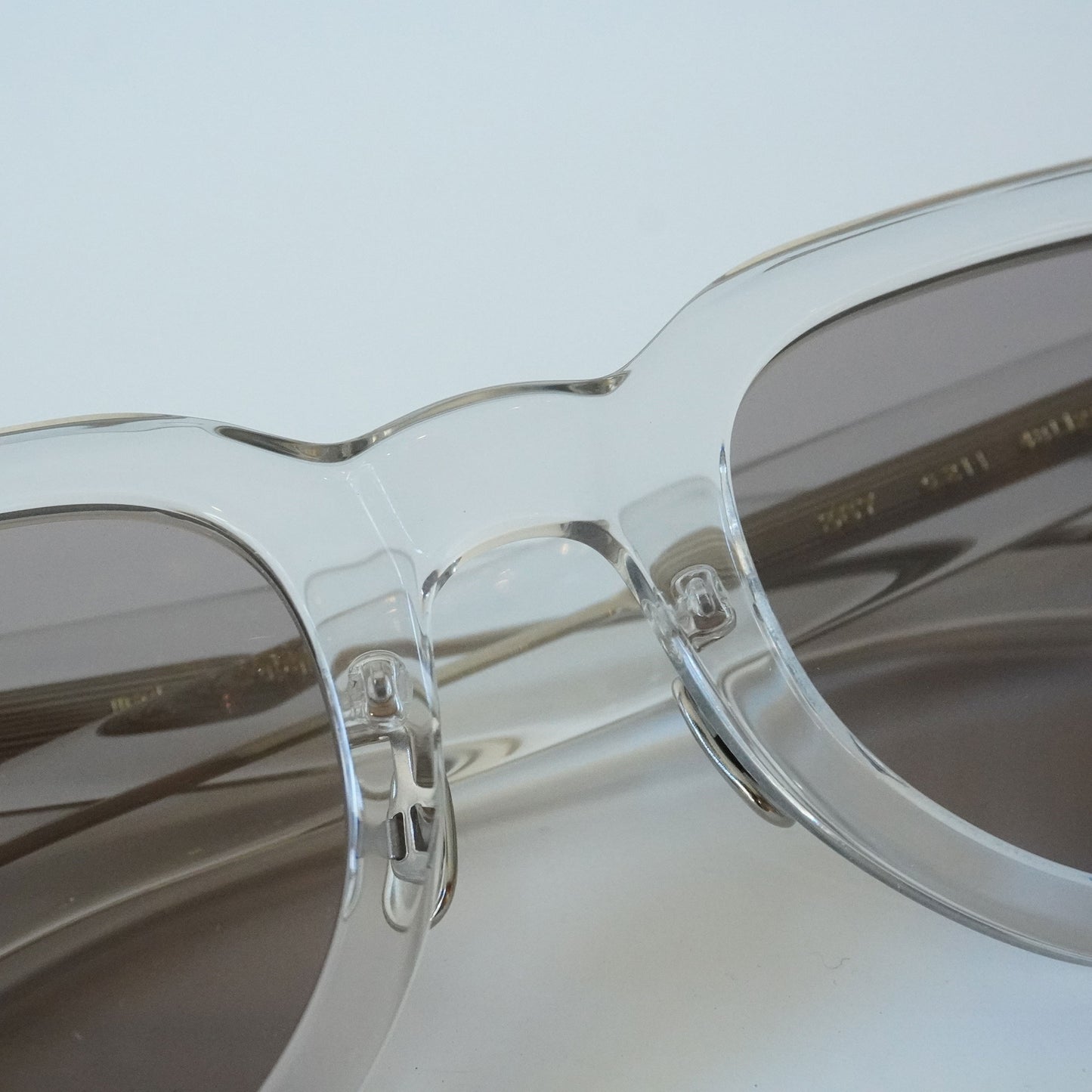 367 48 SUN (211 / BLUE CRYSTAL)