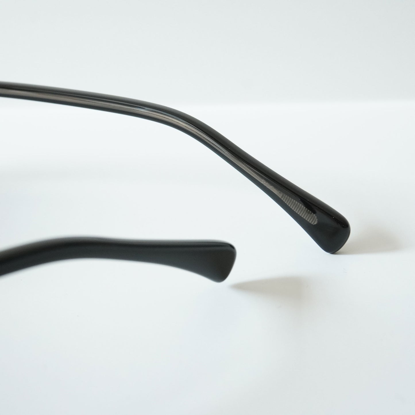 375 (100 - BLACK)