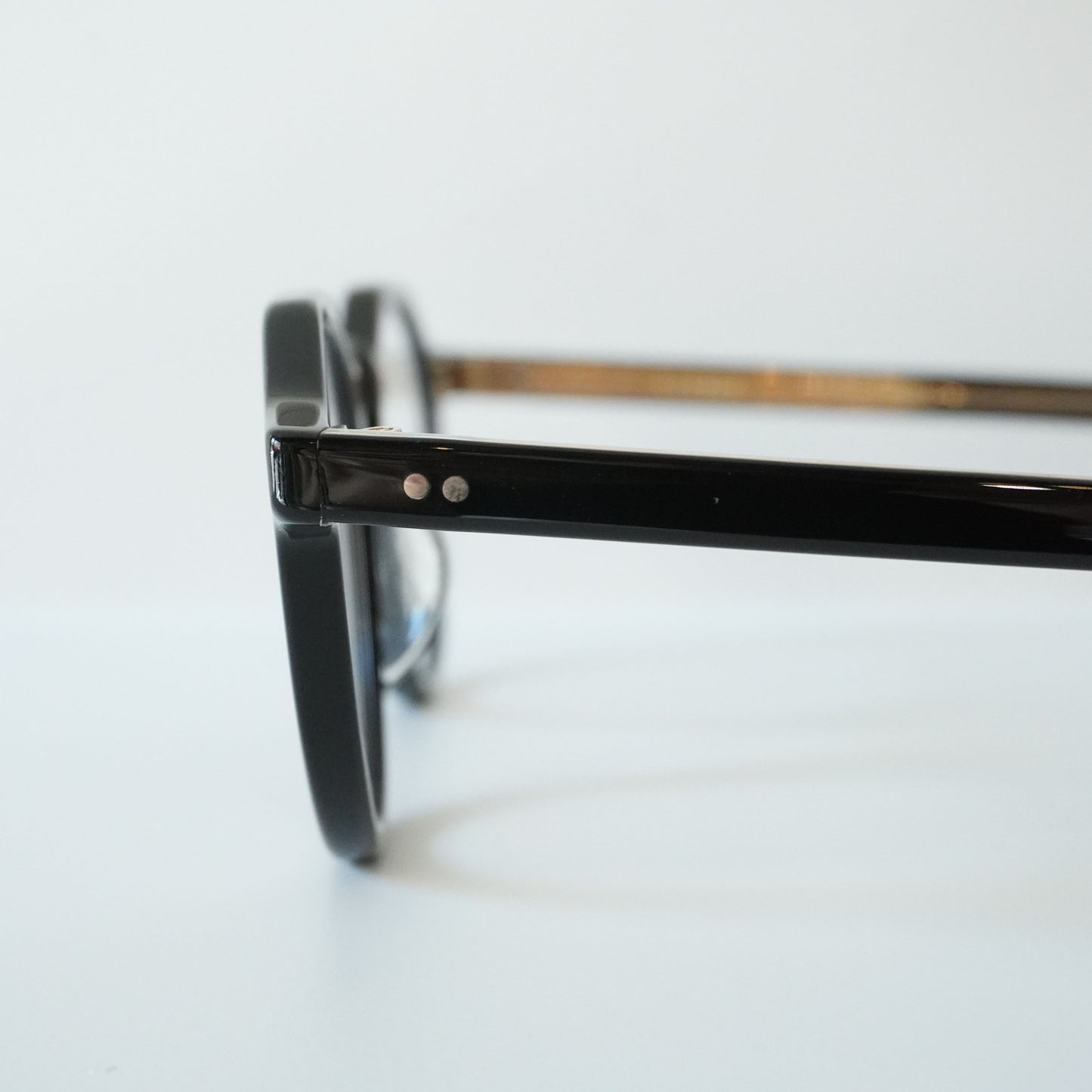 ATTACHE (PBK)