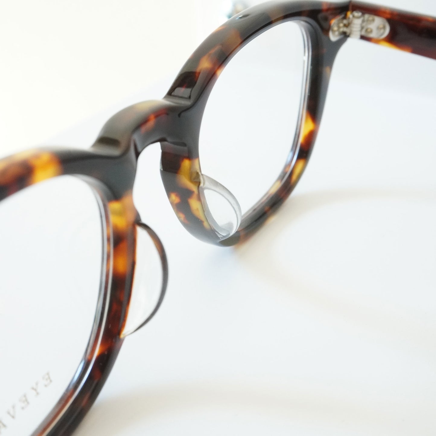 BYRON 47 (TORT)