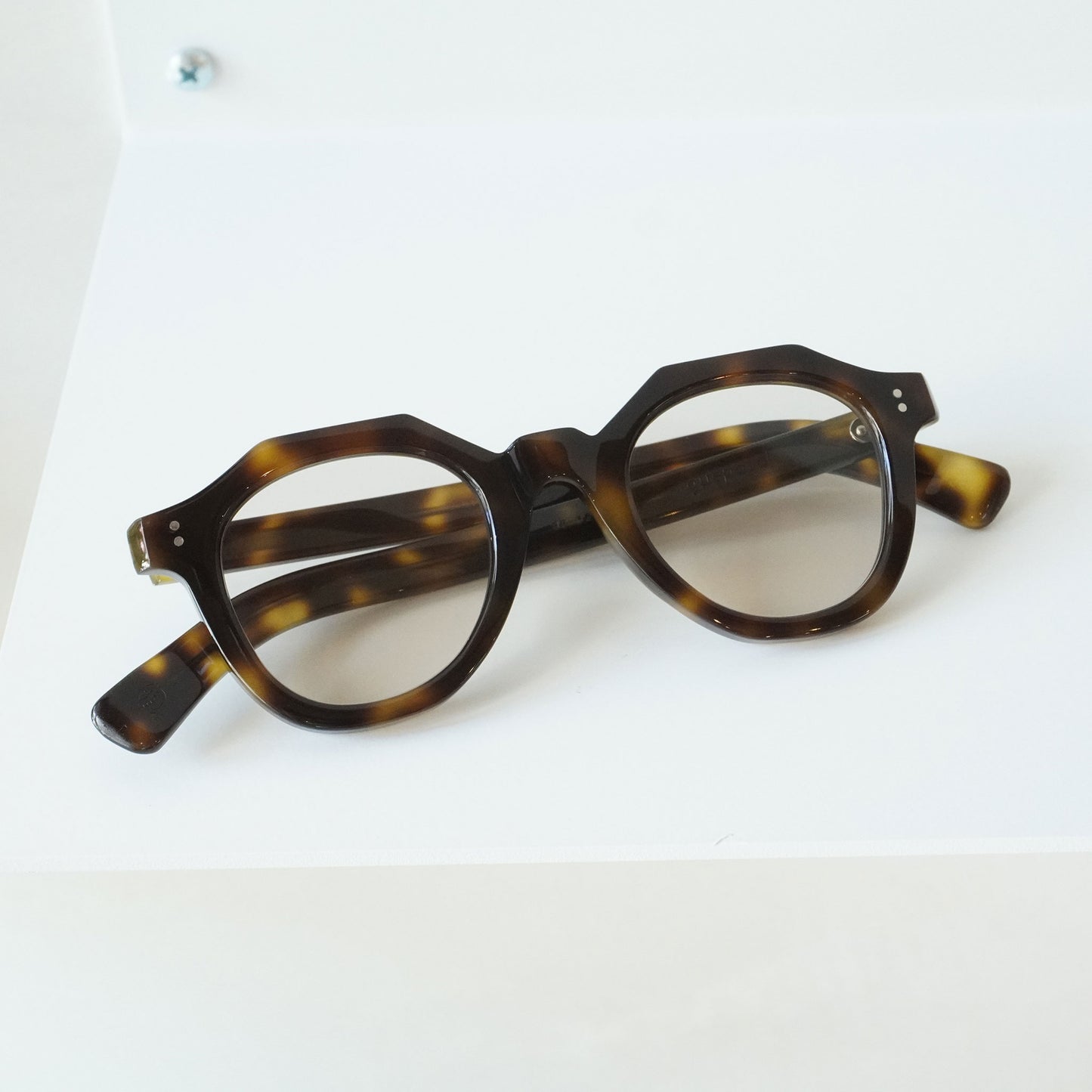 GP-02 (écaille jaune - Lens: BROWN)