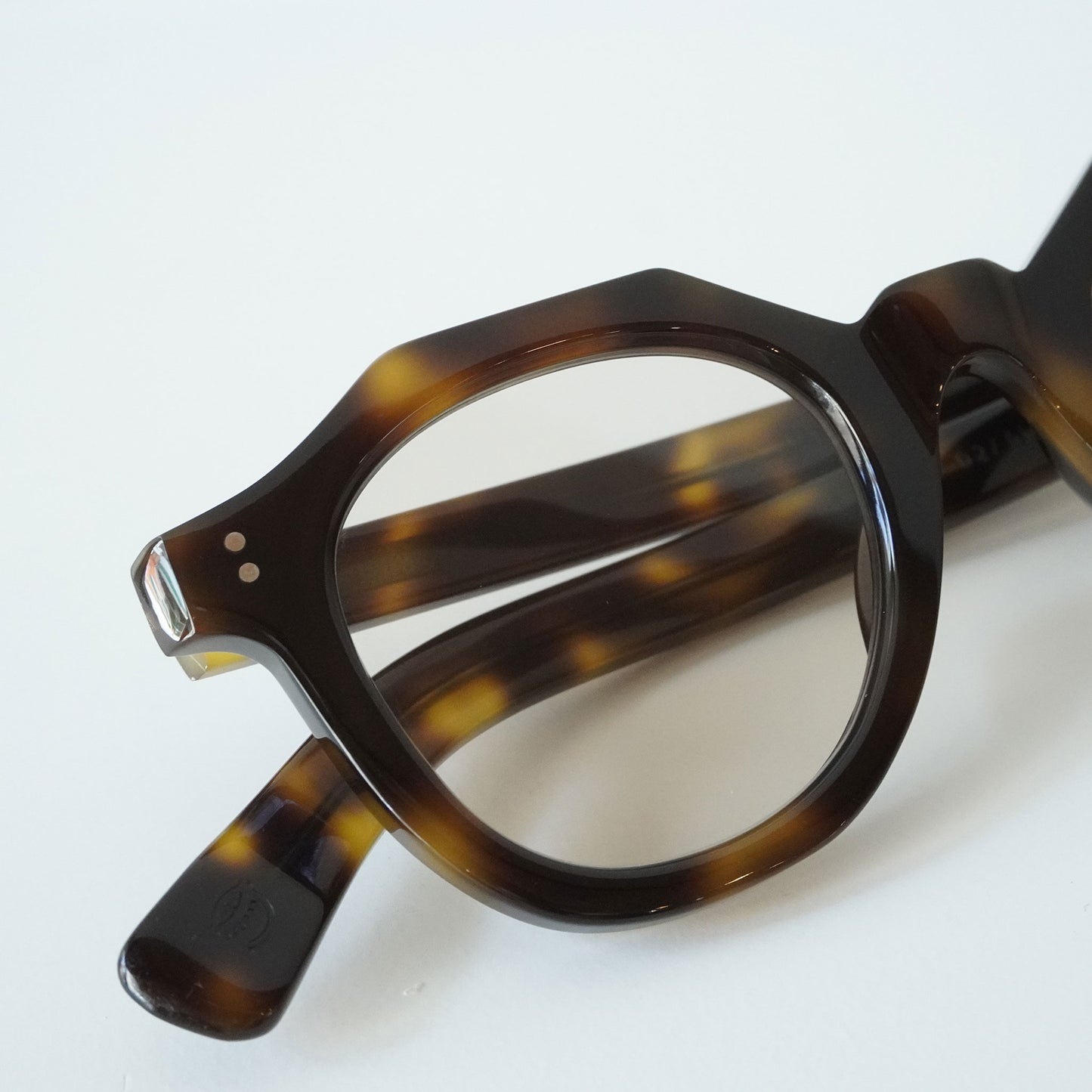 GP-02 (écaille jaune - Lens: BROWN)