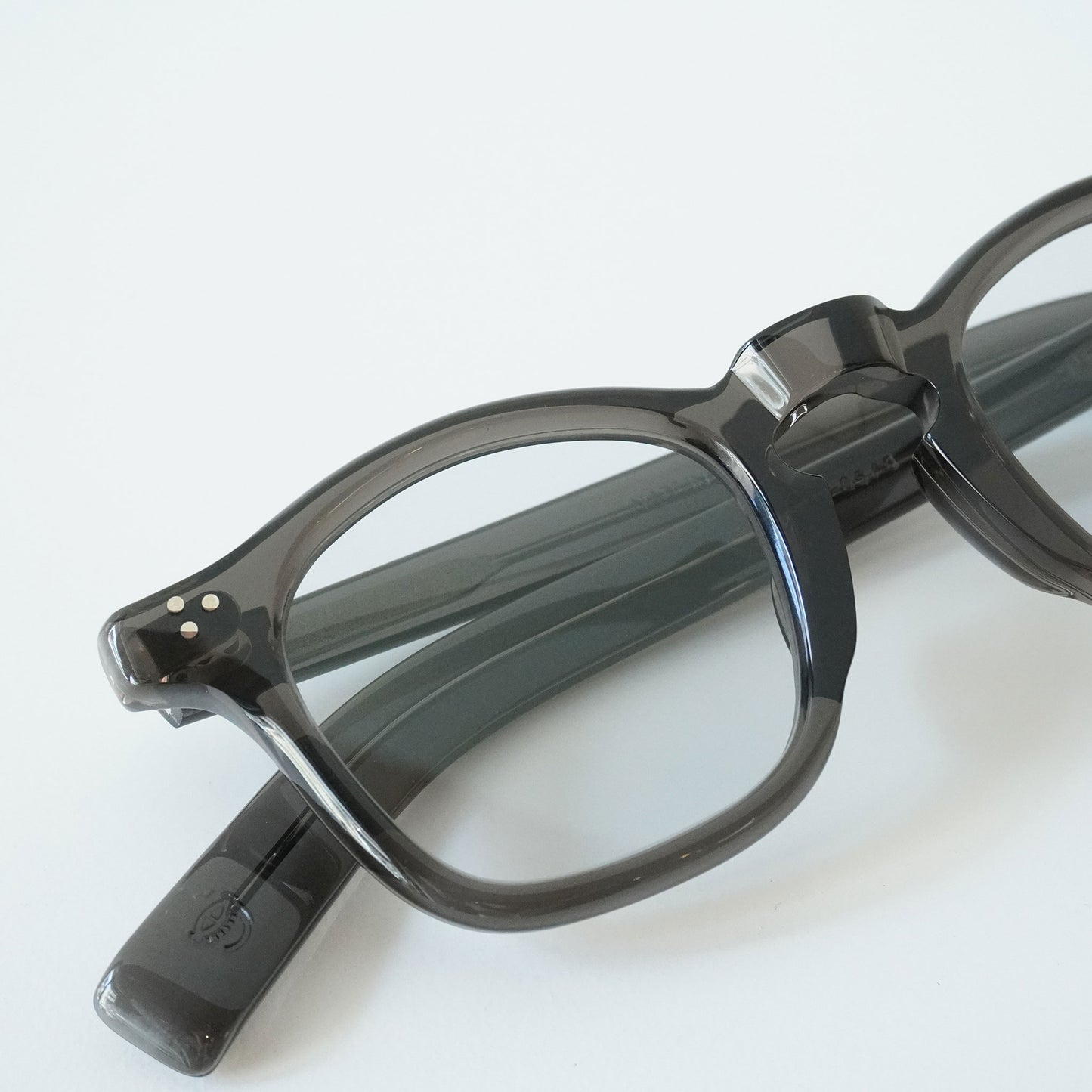 GP-05 (gris - Lens: BLUE)