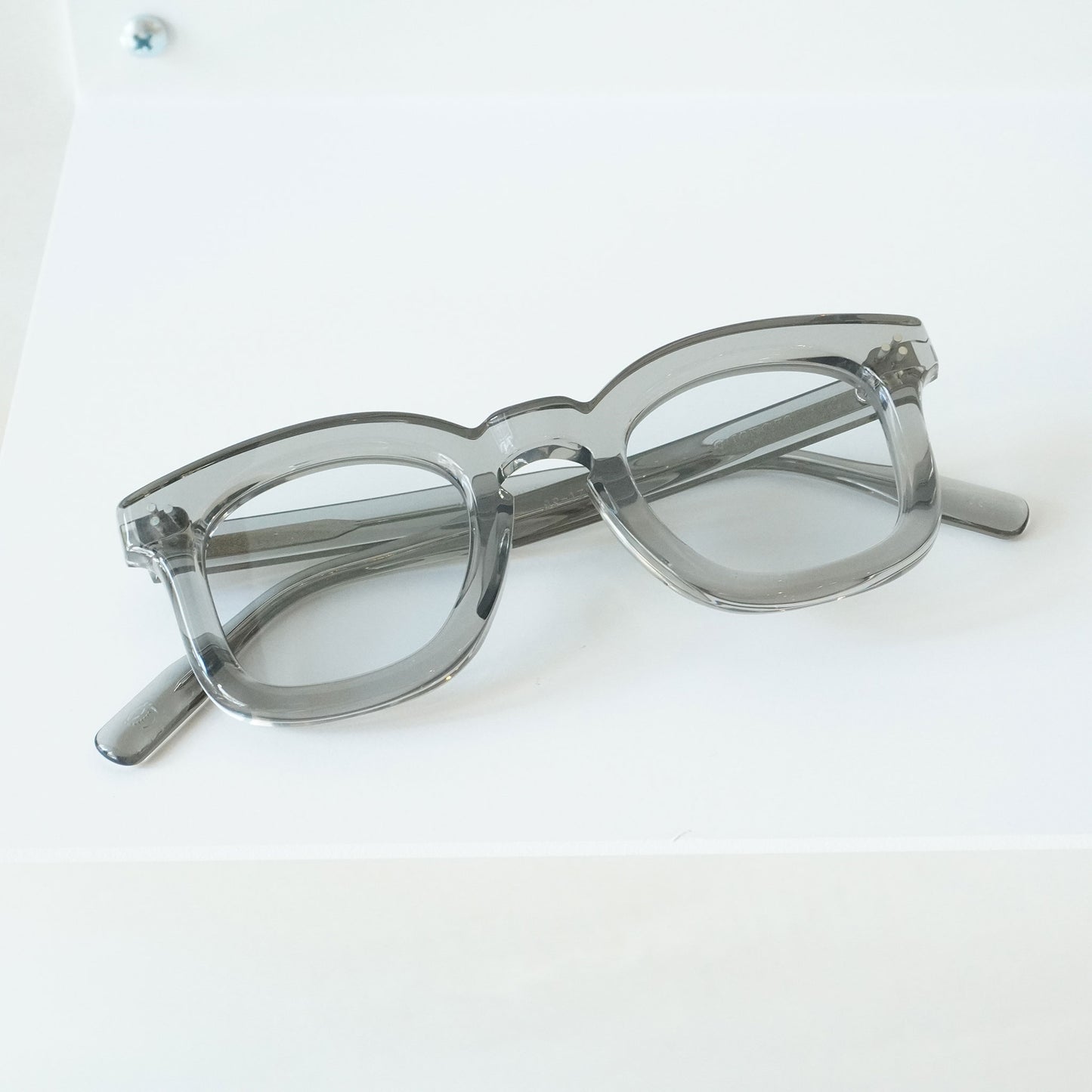 GP-17 (gris - Lens: BLUE)