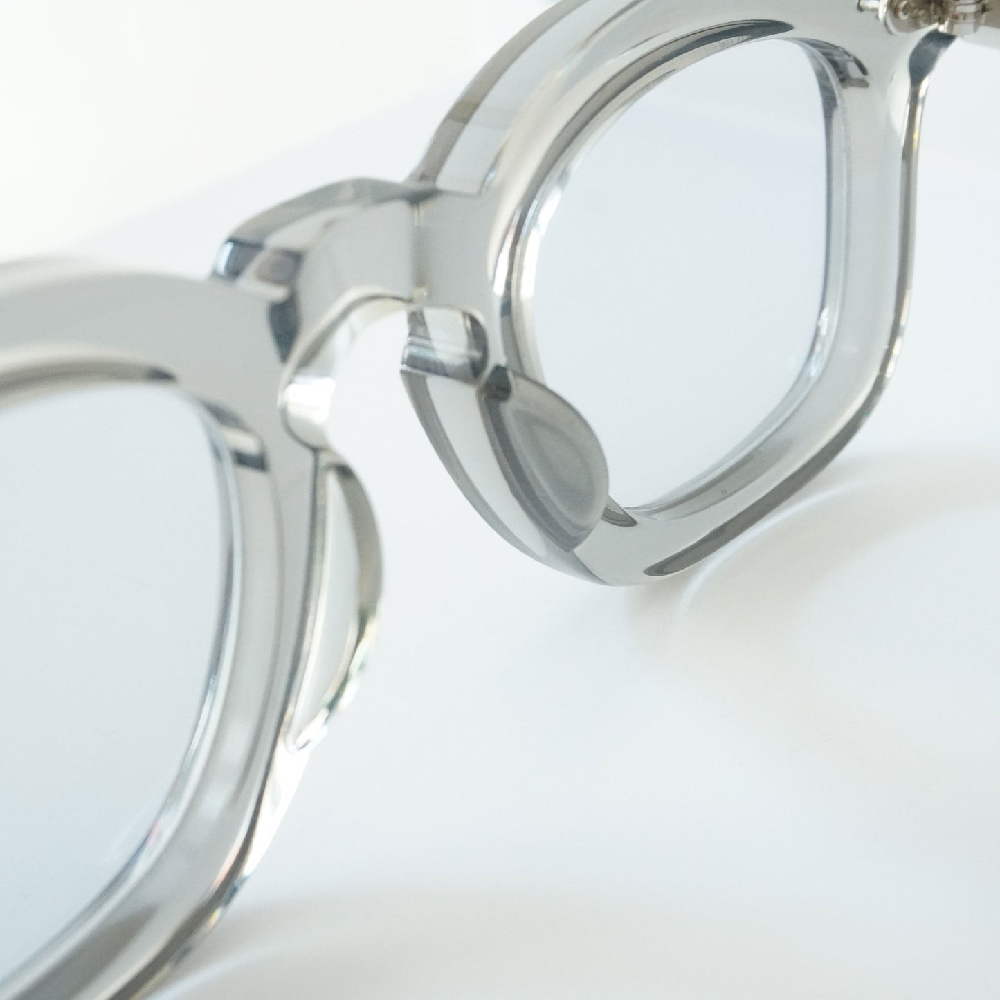 GP-17 (gris - Lens: BLUE)