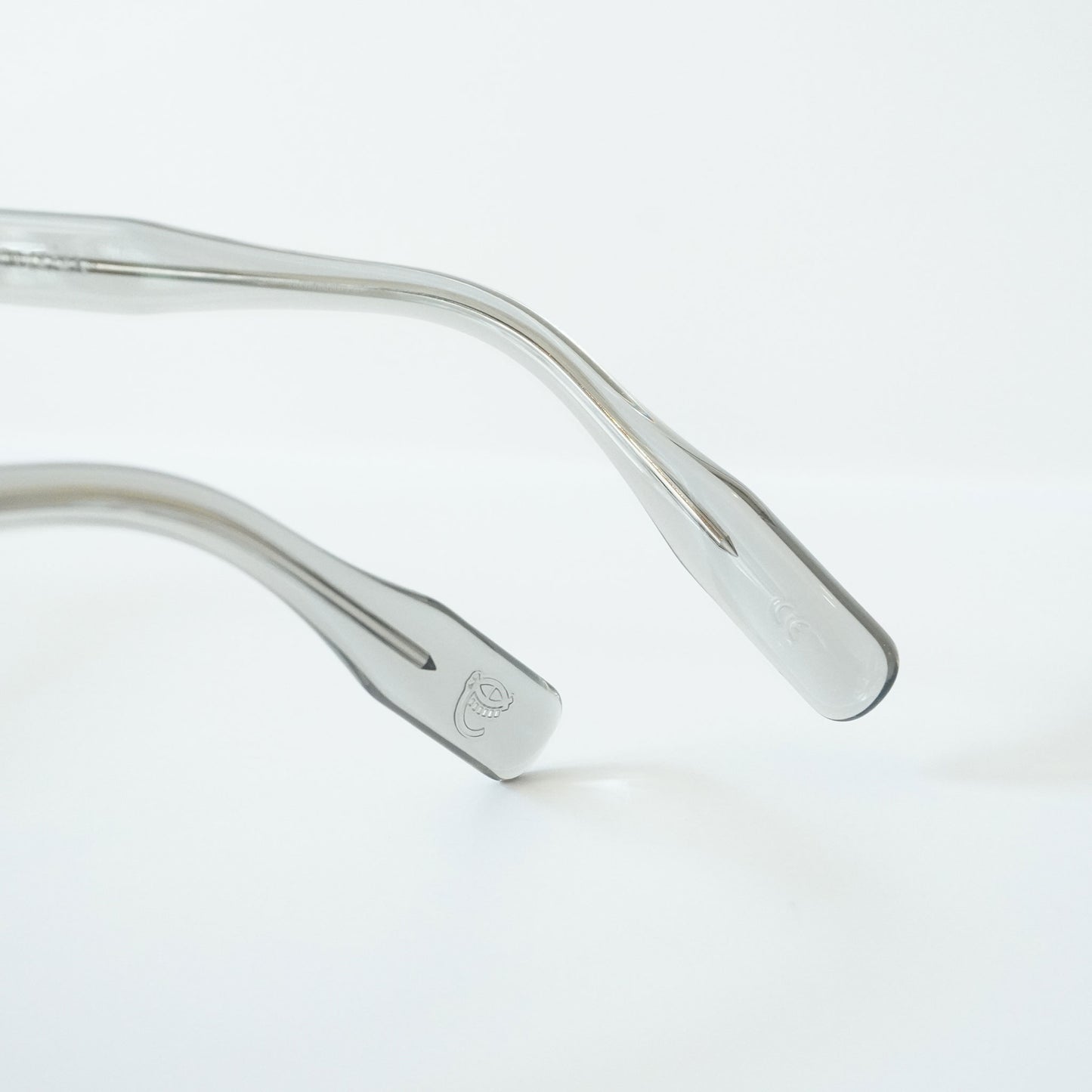 GP-17 (gris - Lens: BLUE)