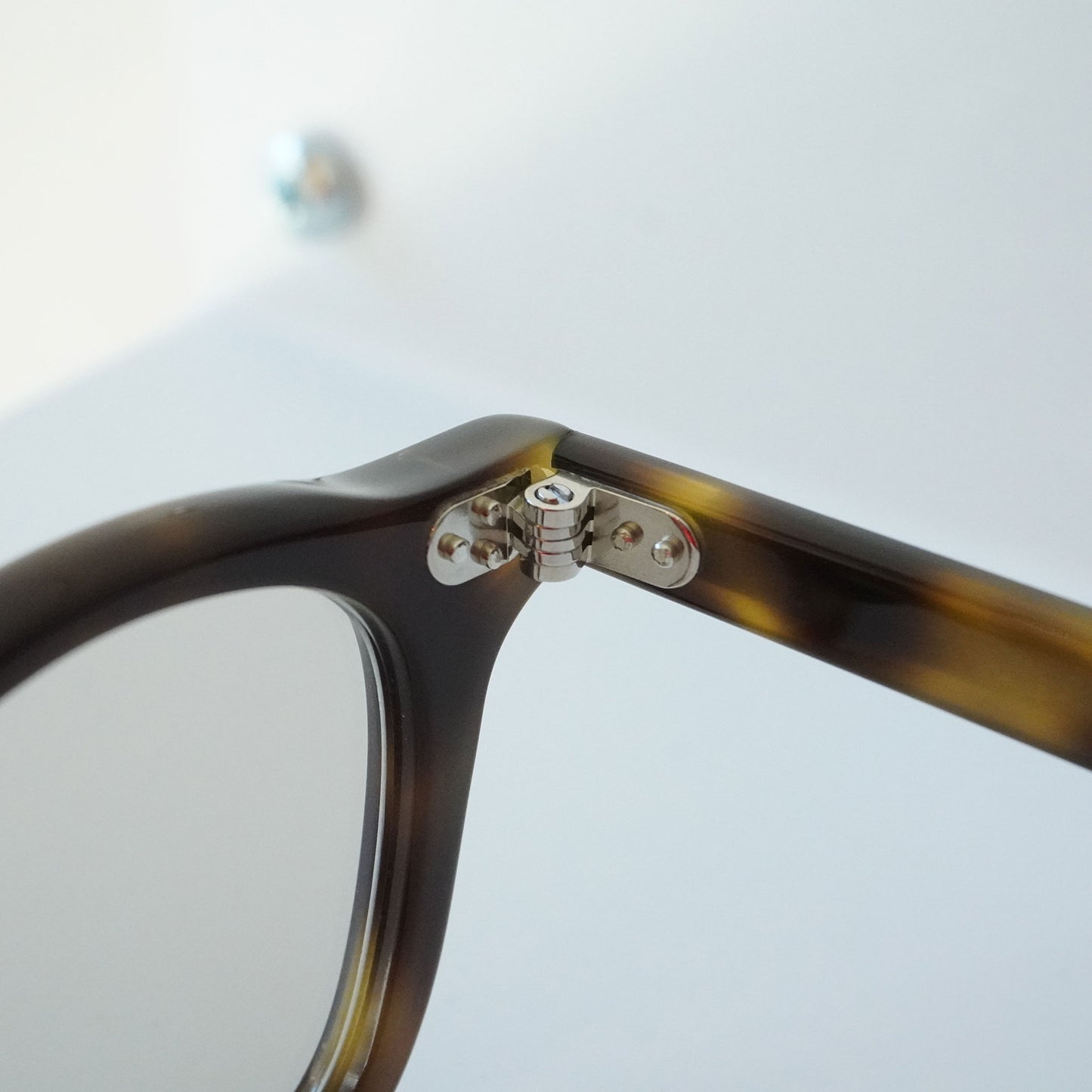 GP-05 (écaille jaune - Lens: BROWN)