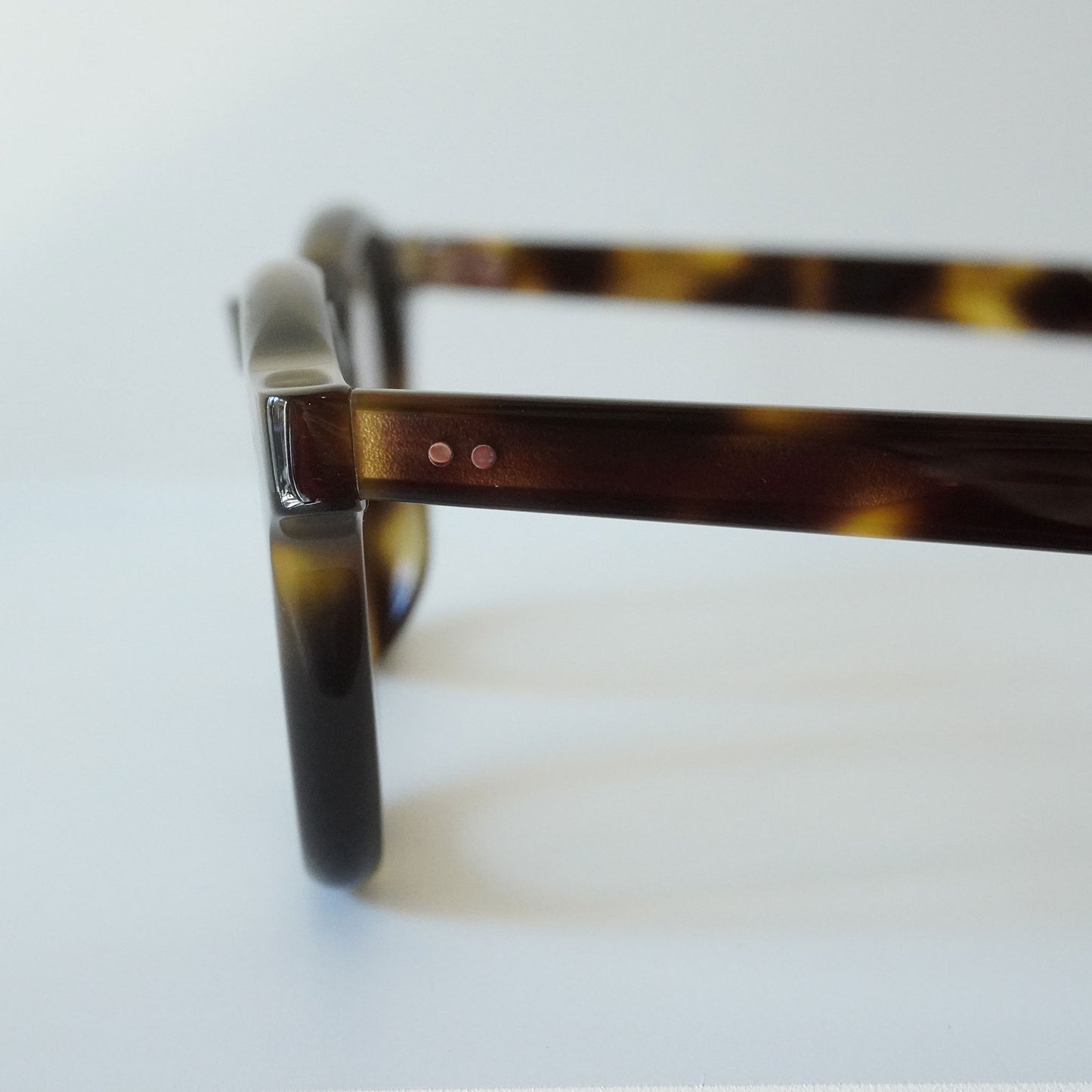GP-05 (écaille jaune - Lens: BROWN)