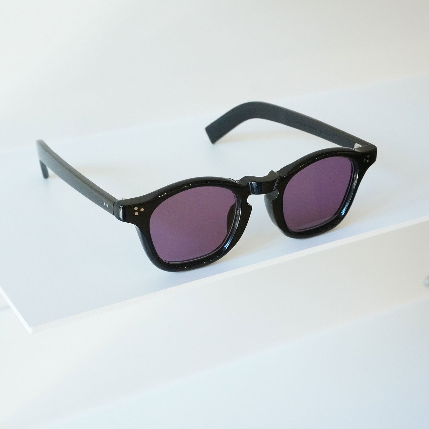 GP-05 (noir - Lens: DARK PURPLE)