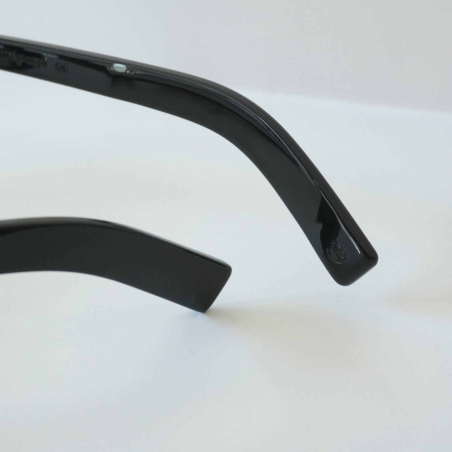 GP-05 (noir - Lens: BROWN)