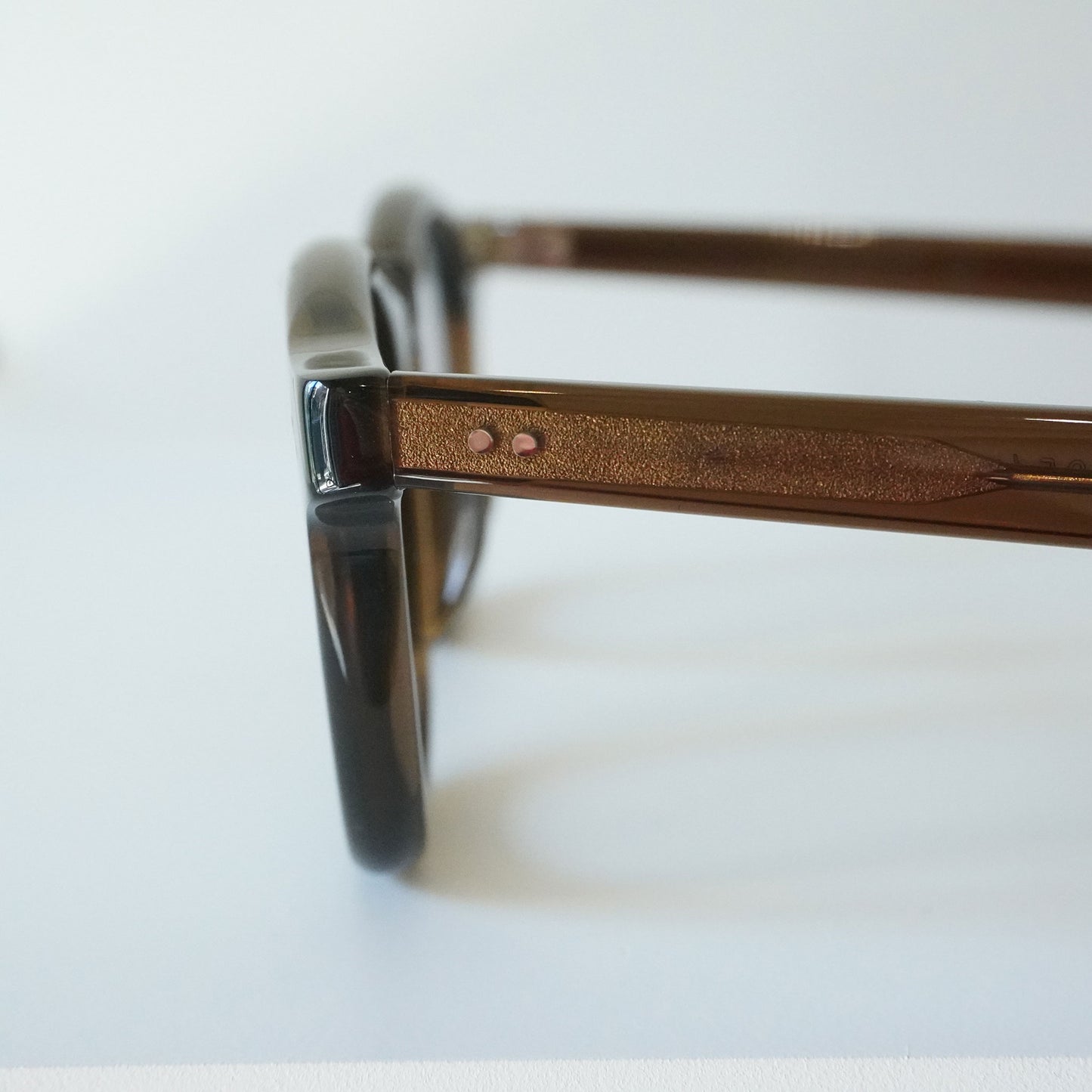 GP-05 (whisky - Lens: BLUE)