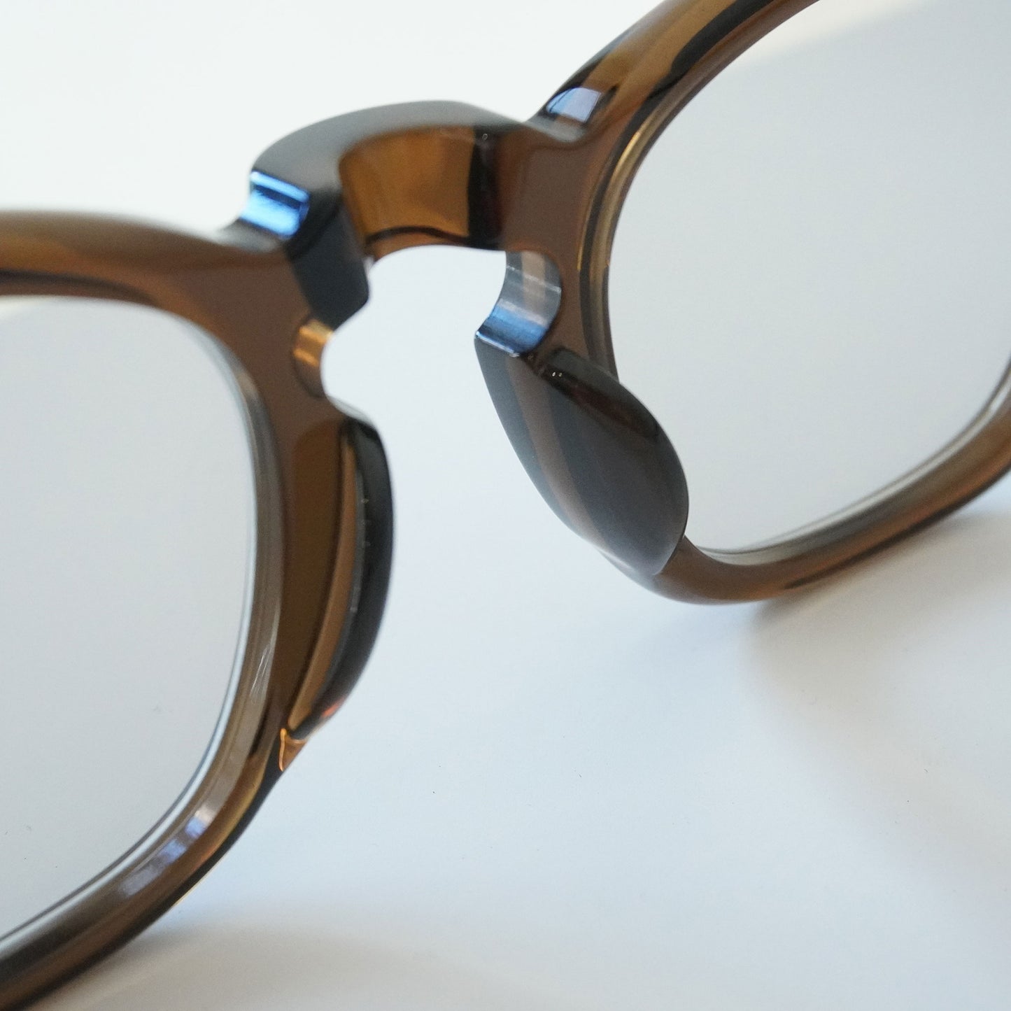 GP-05 (whisky - Lens: BROWN)