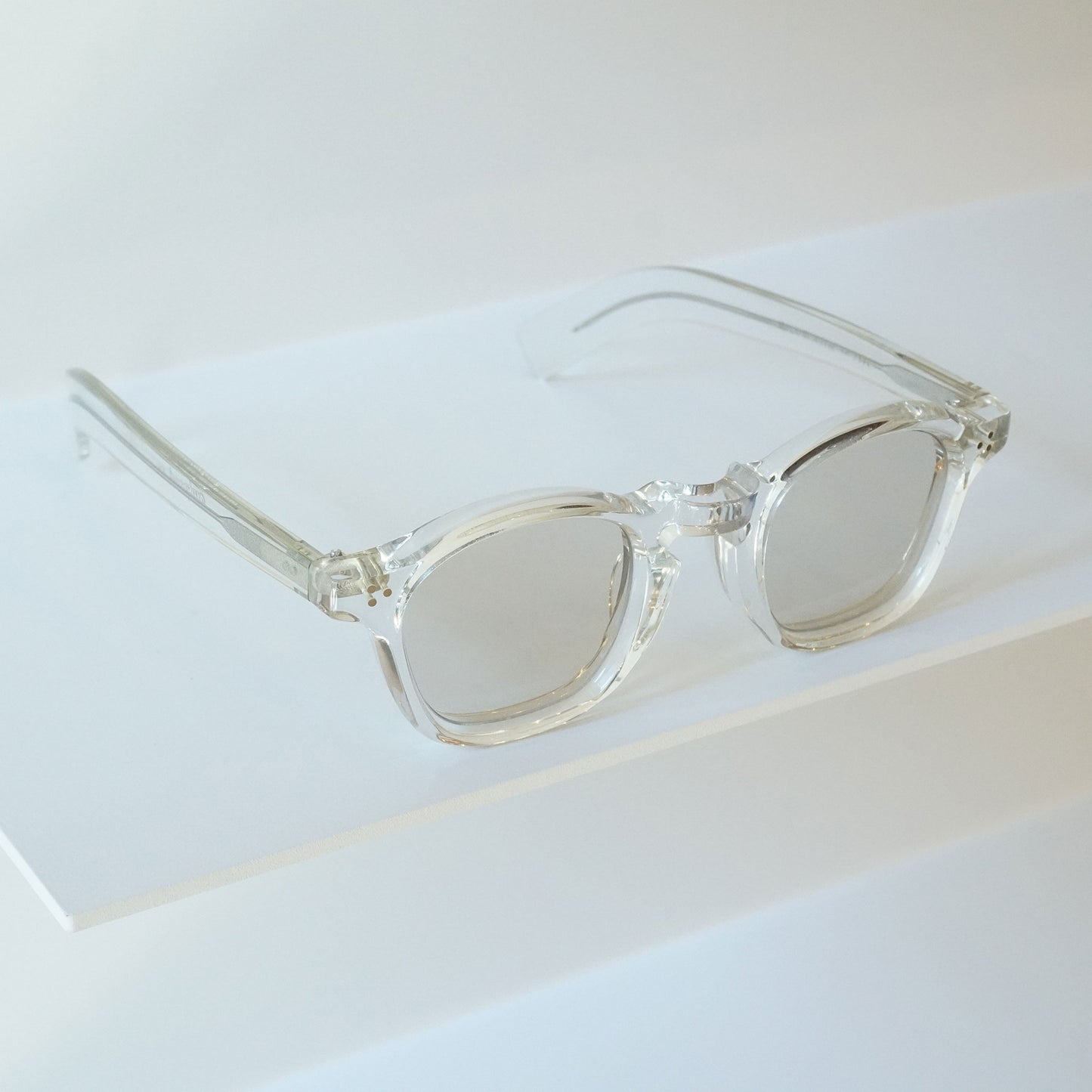 GP-23 (crystal - Lens: BROWN)