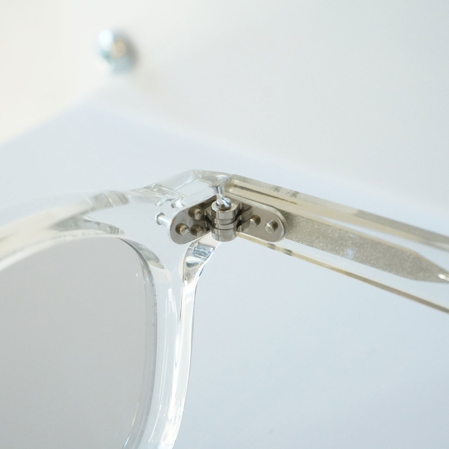 GP-23 (crystal - Lens: BROWN)