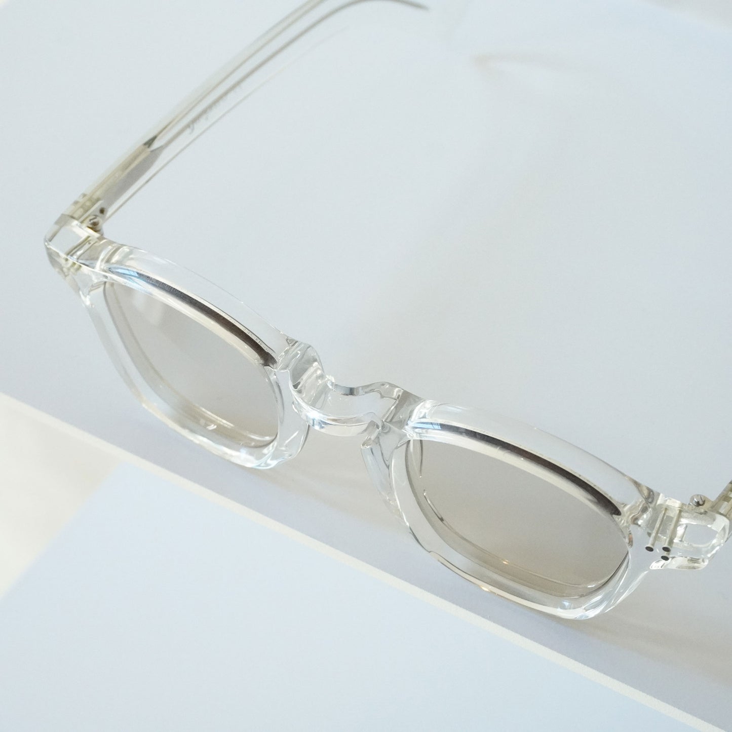 GP-23 (crystal - Lens: BROWN)