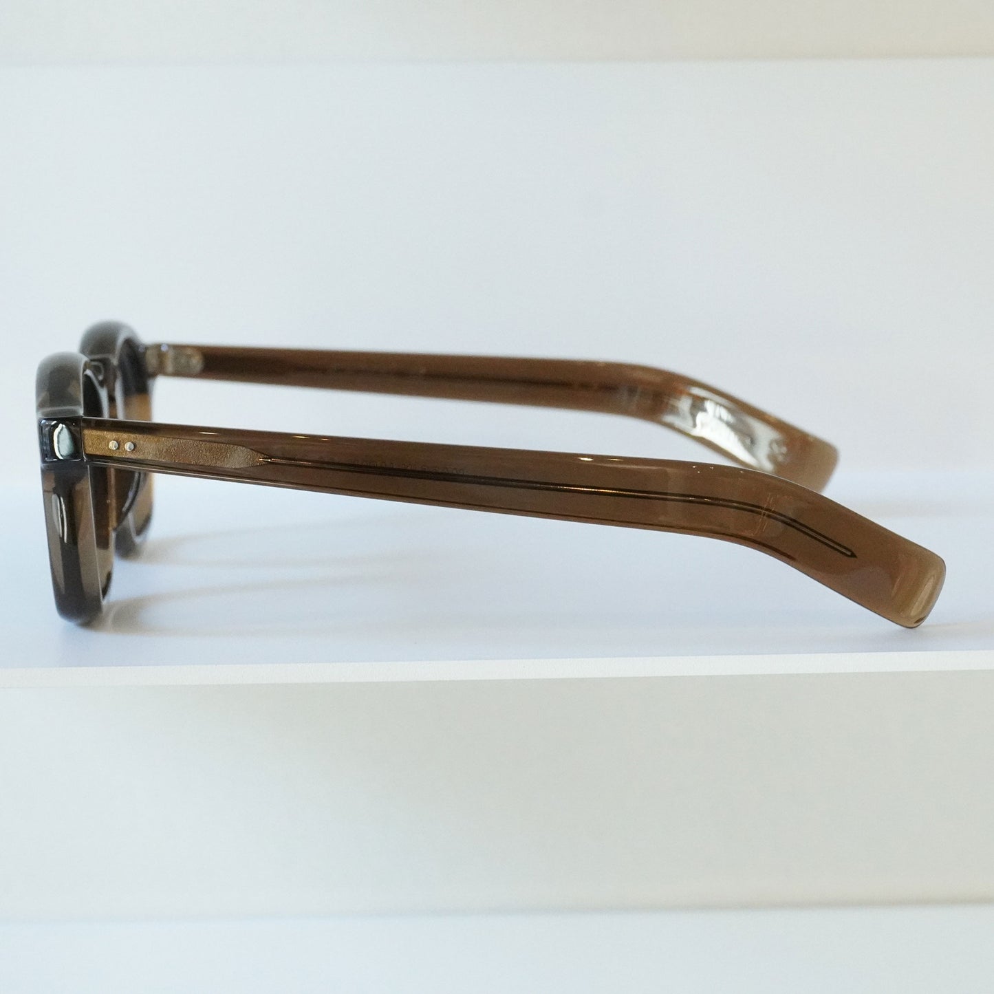 GP-23 (whisky - Lens: BLUE)