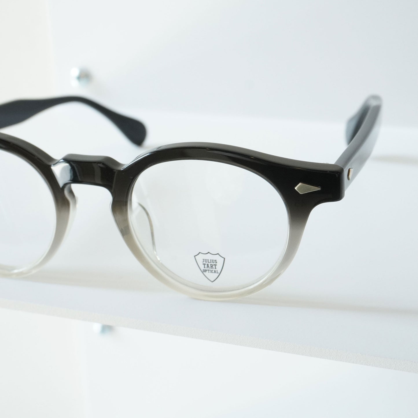 HAROLD 45 (Black Clear Fade)