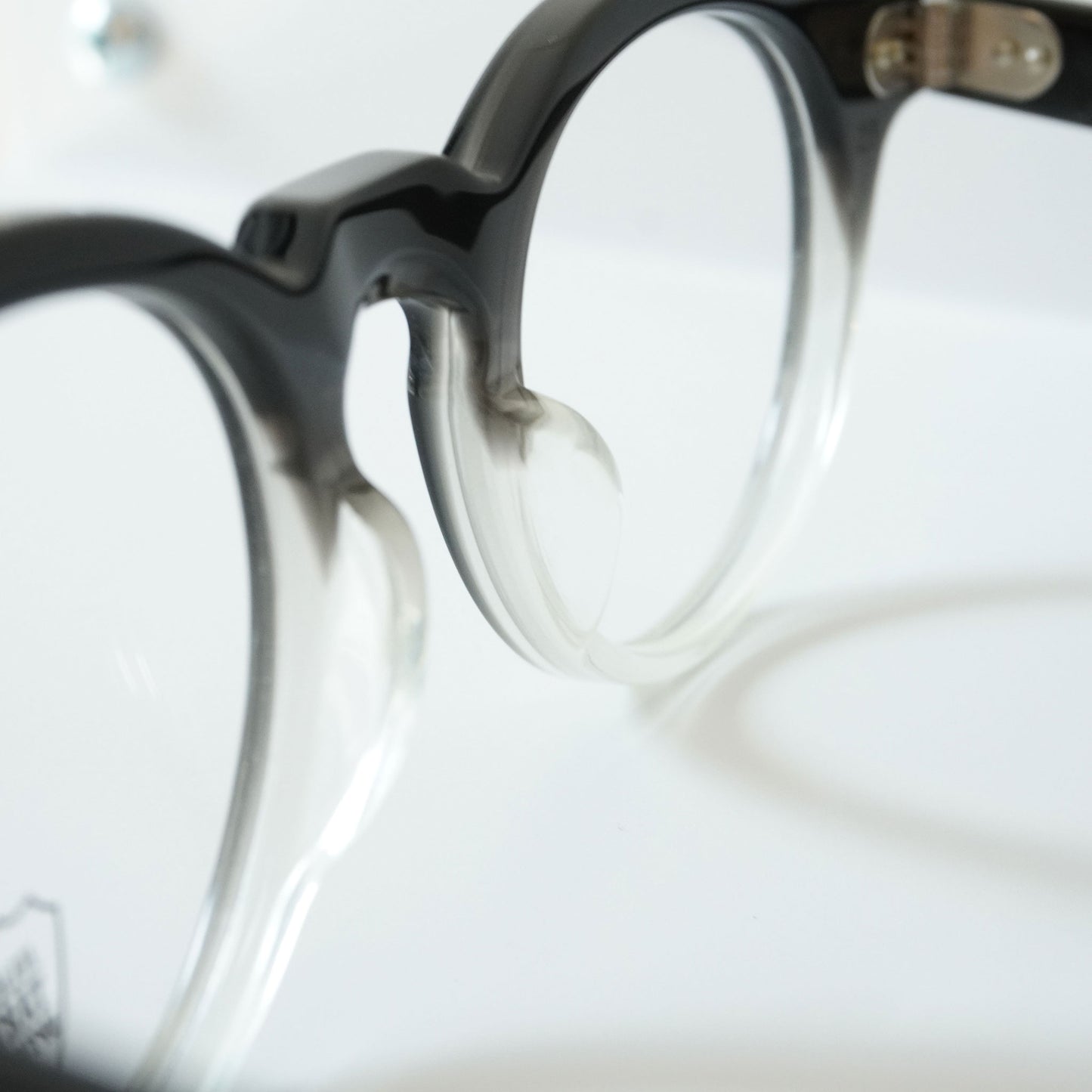 HAROLD 45 (Black Clear Fade)