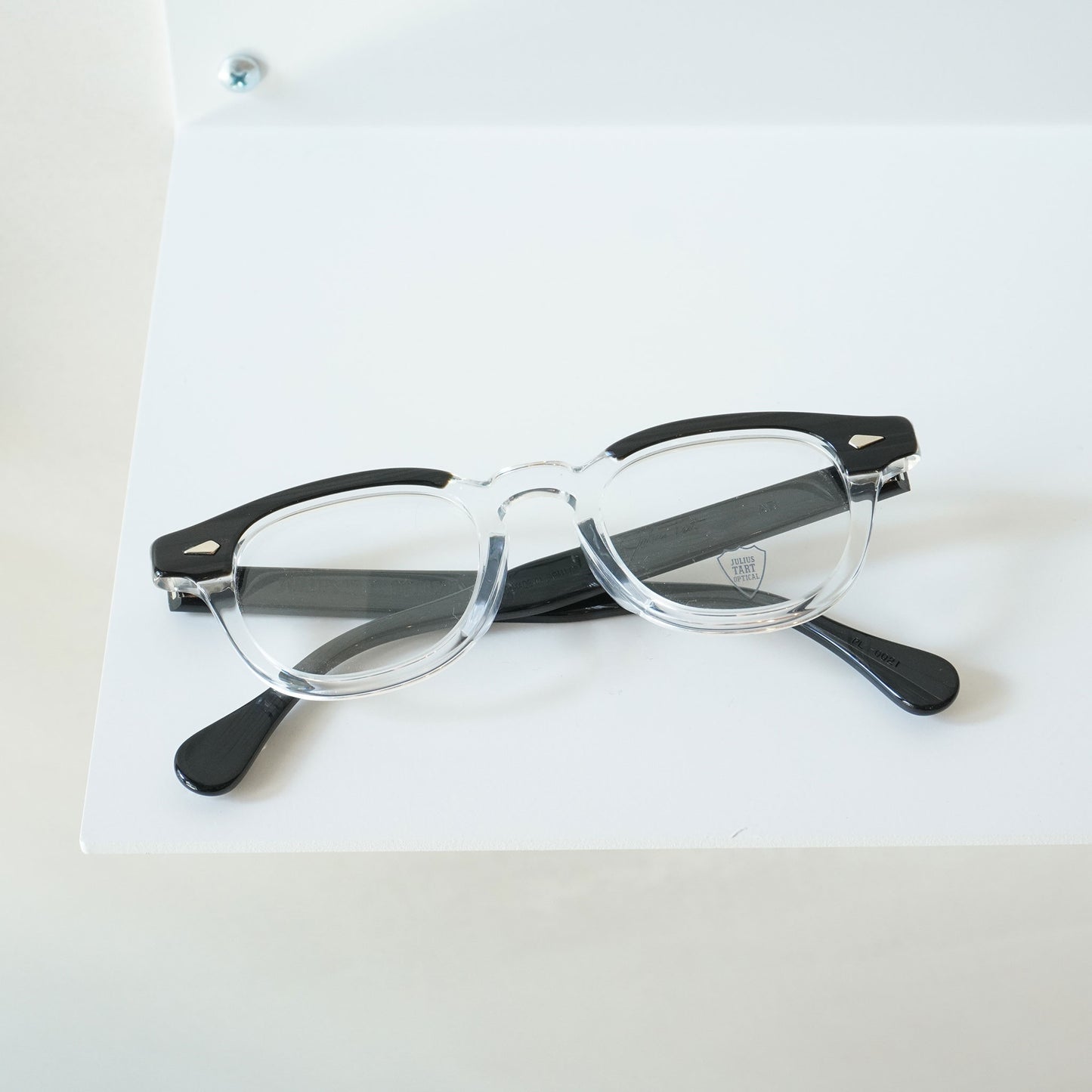 AR 46□24 (BLACK WOOD CLEAR)