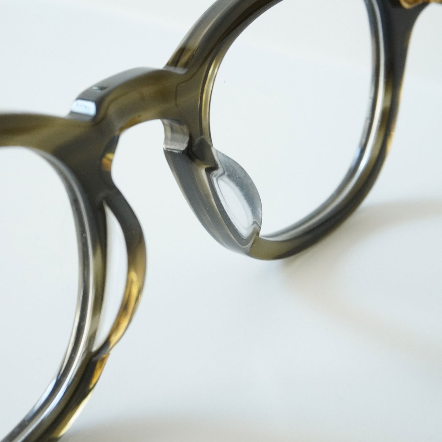 AR GOLD 44□22 (OLIVE GREEN SASA)